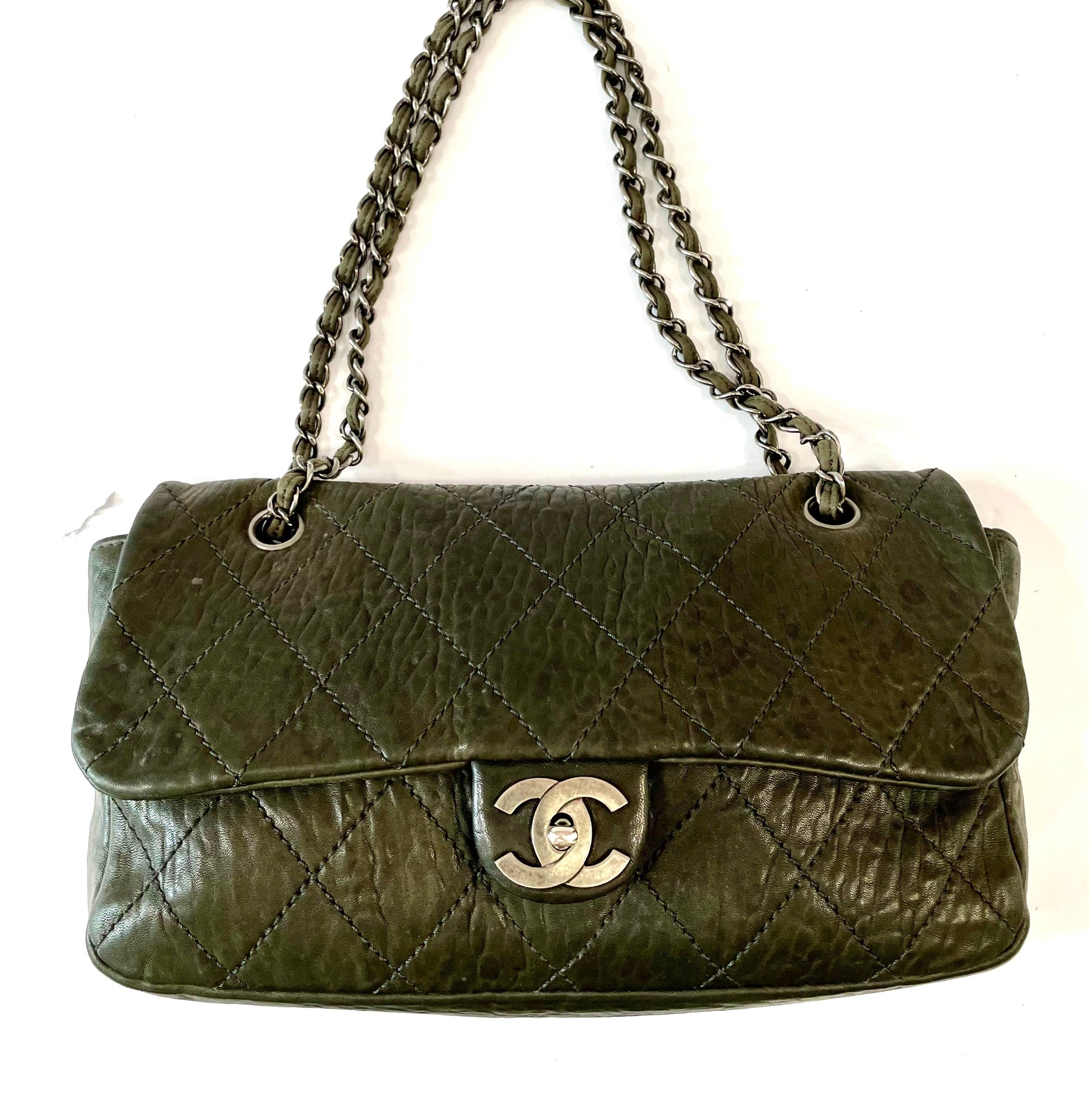 Chanel CAVIAR CRUMPLED MED CC CRAVE FLAP Leather Shoulder Bag