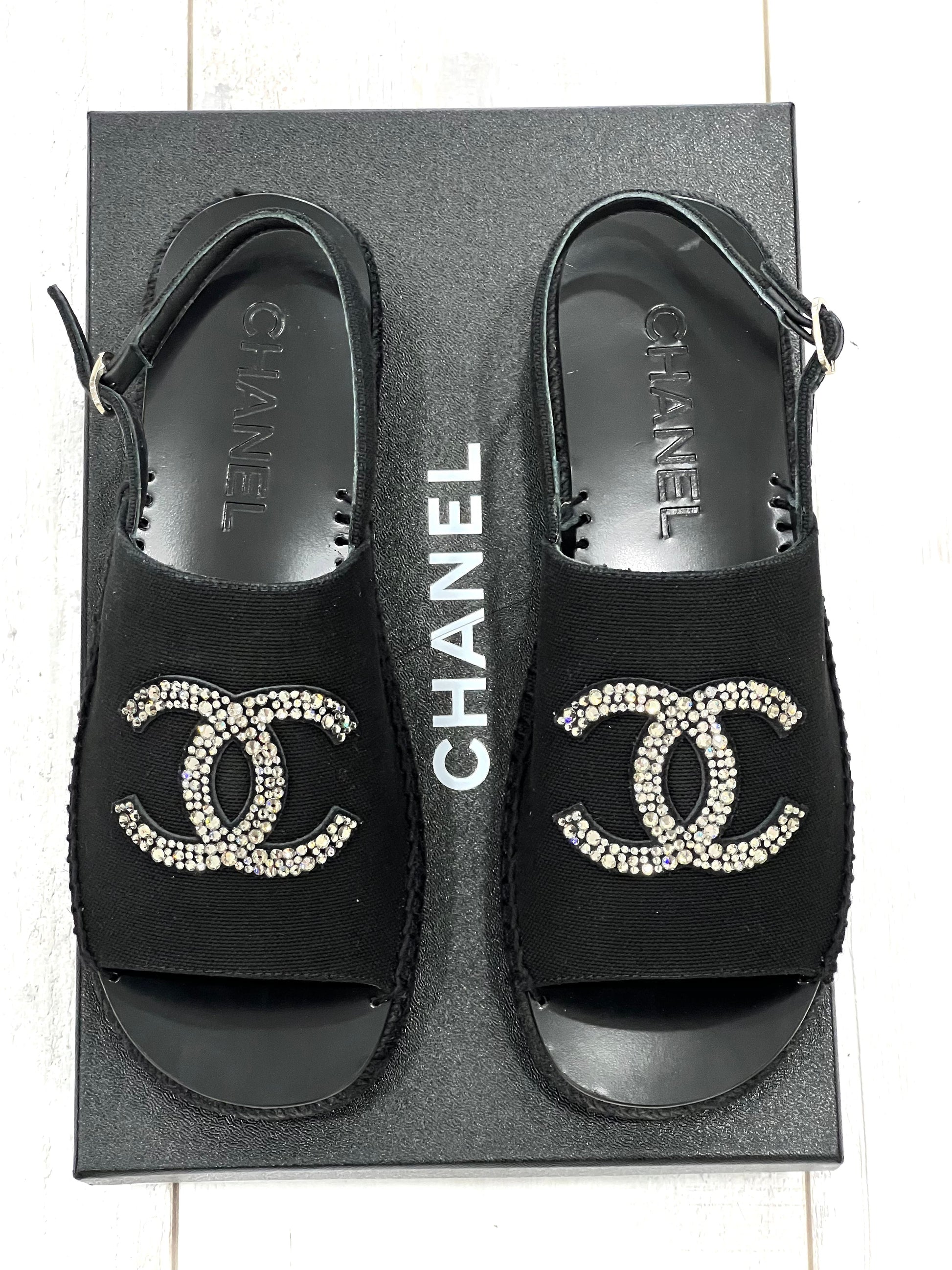 CHANEL INTERLOCKING CC LOGO SLINGBACK SANDALS