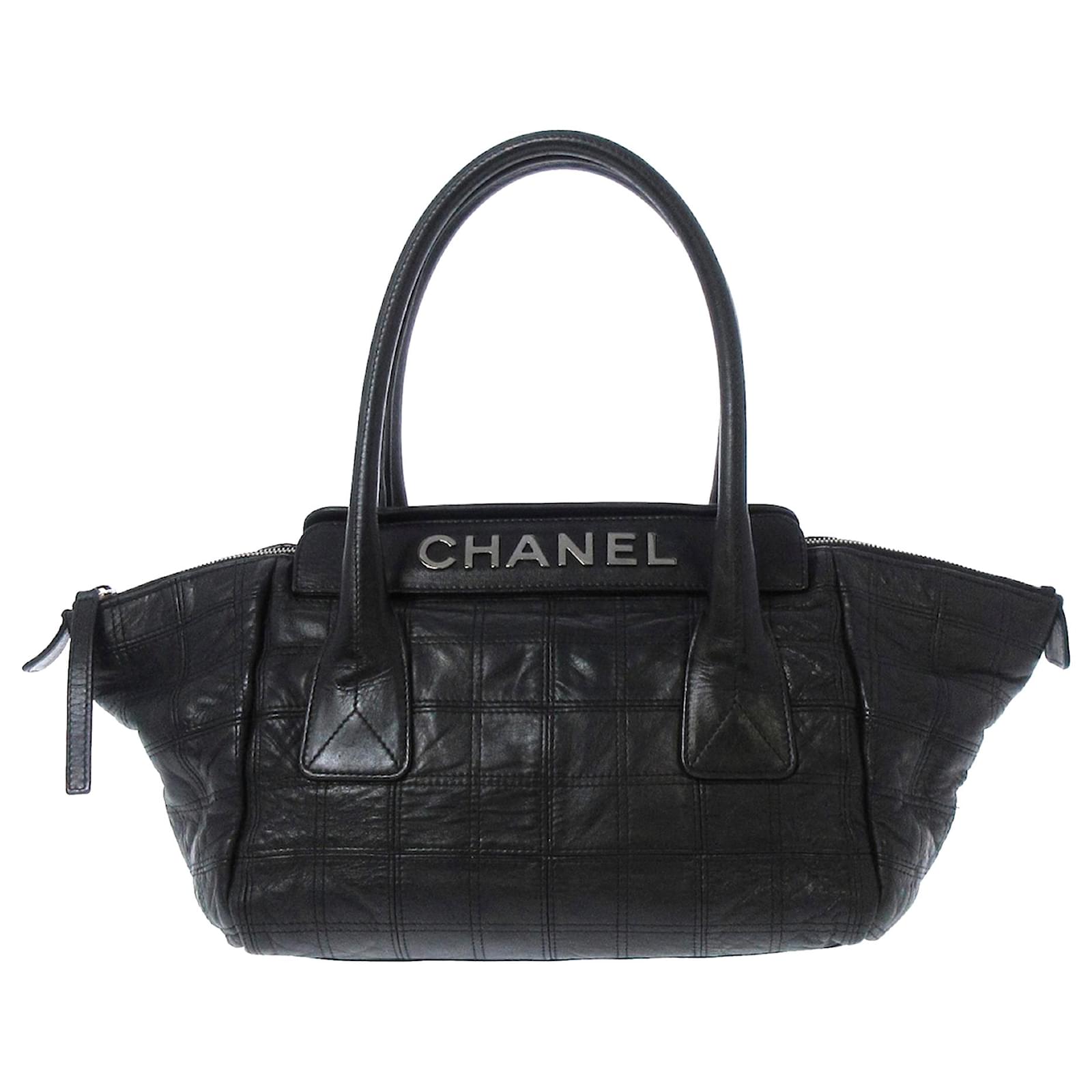 Chanel LAX QUILTED BAR Leather Handbag