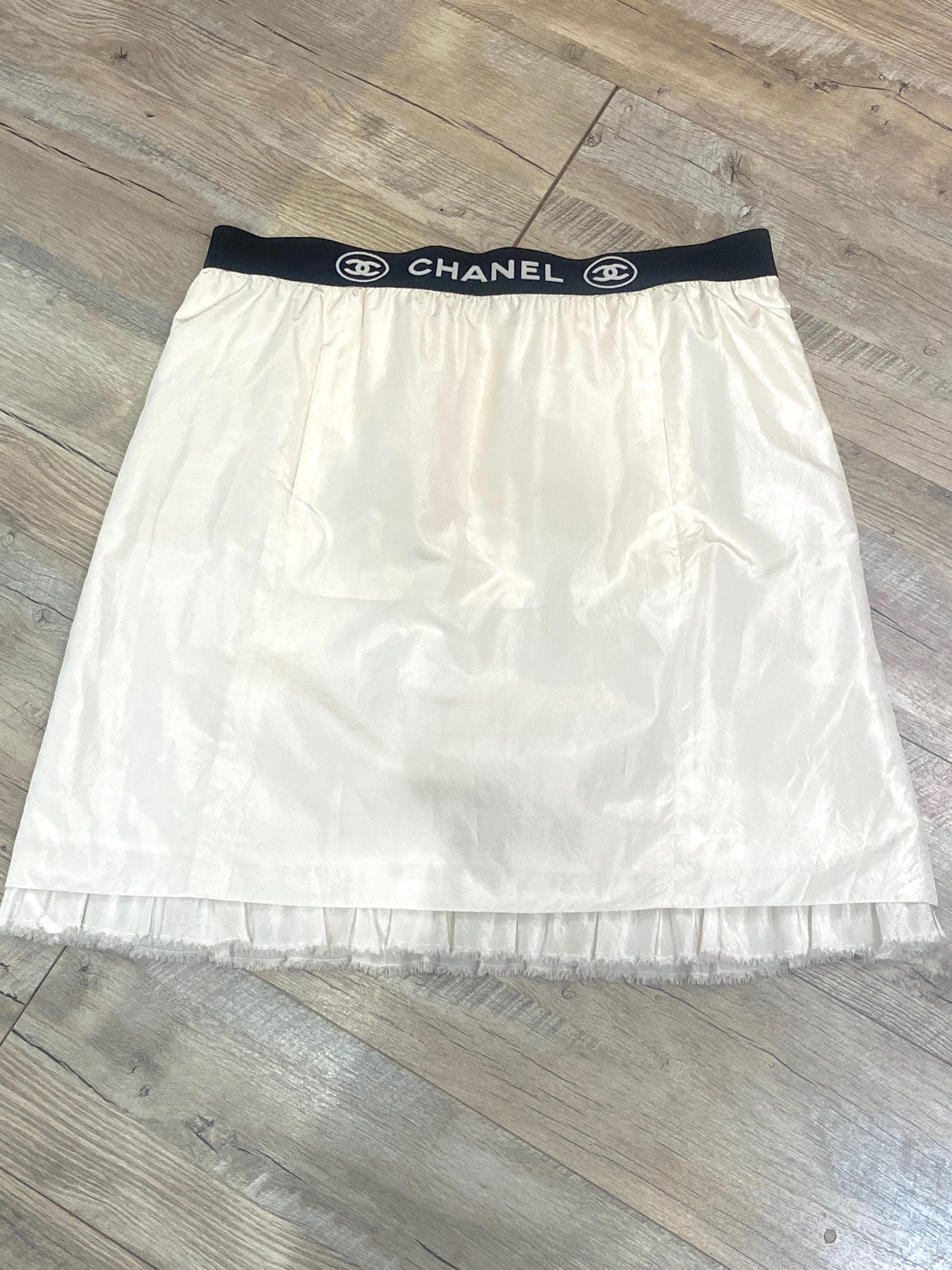 Chanel Logo Waist Silk Skirt Handbag