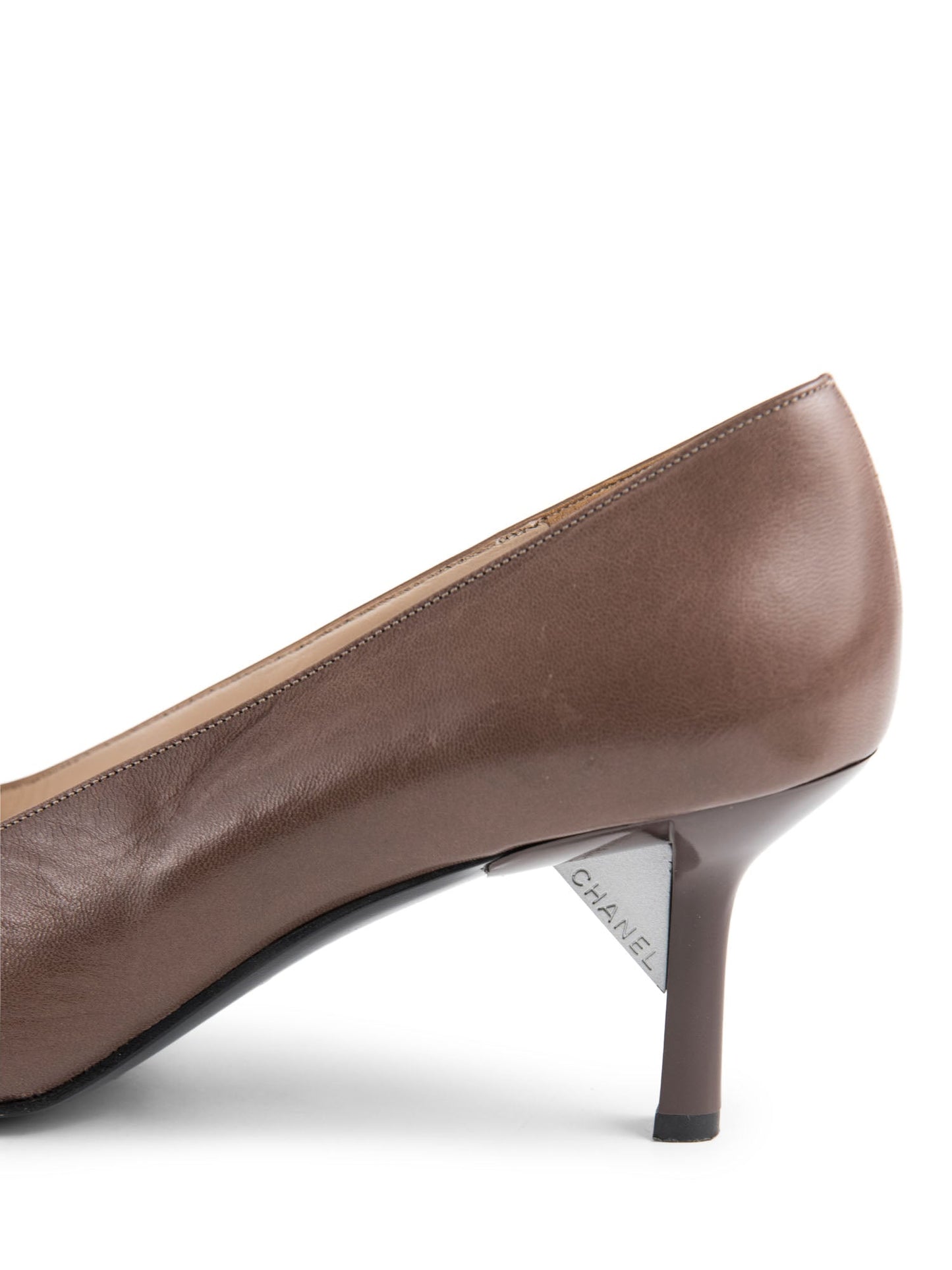 Chanel Logo Leather Pointy Toe Kitten Heels Shoes Brown