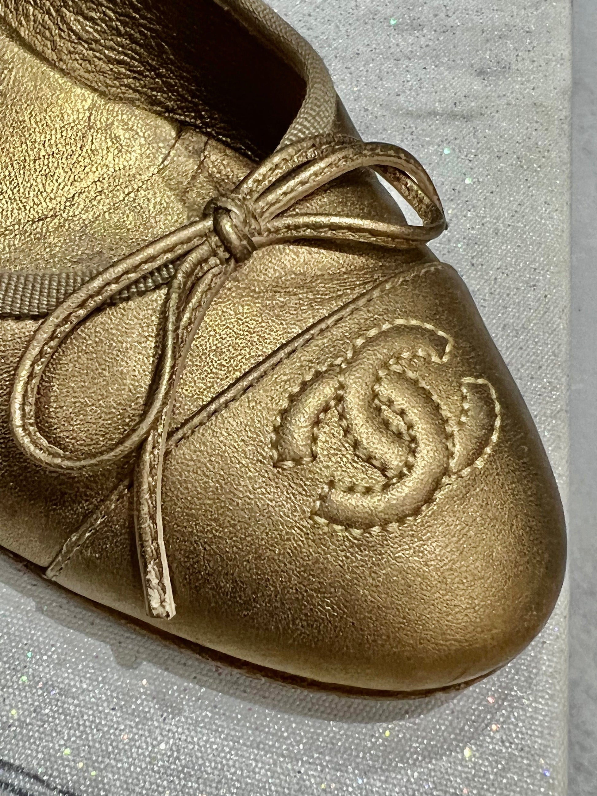 Chanel Cc Metallic Cambon Leather Ballet Flats Women Shoes