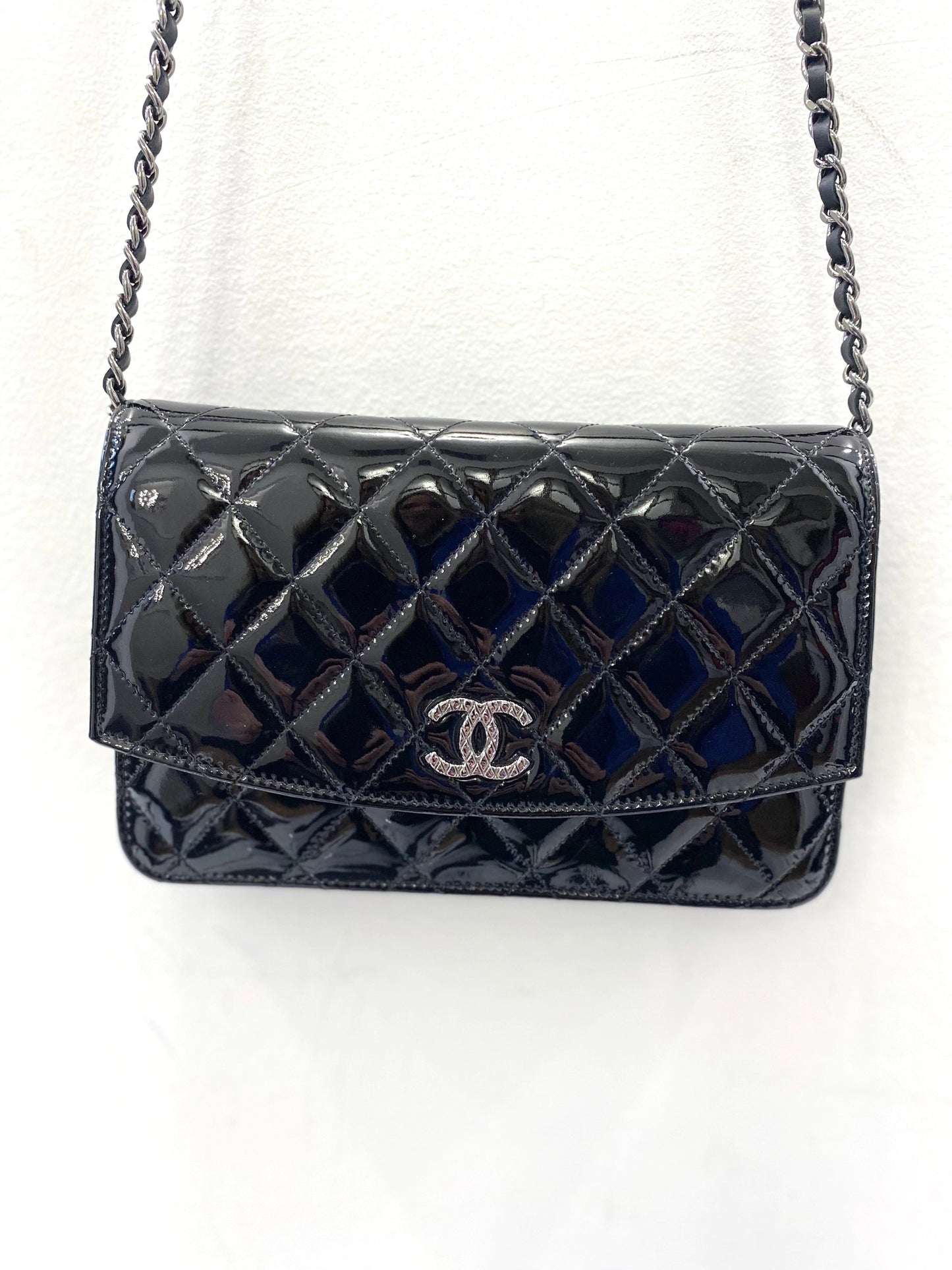 Chanel CC QUILTED PATENT ON Wallet Case 3