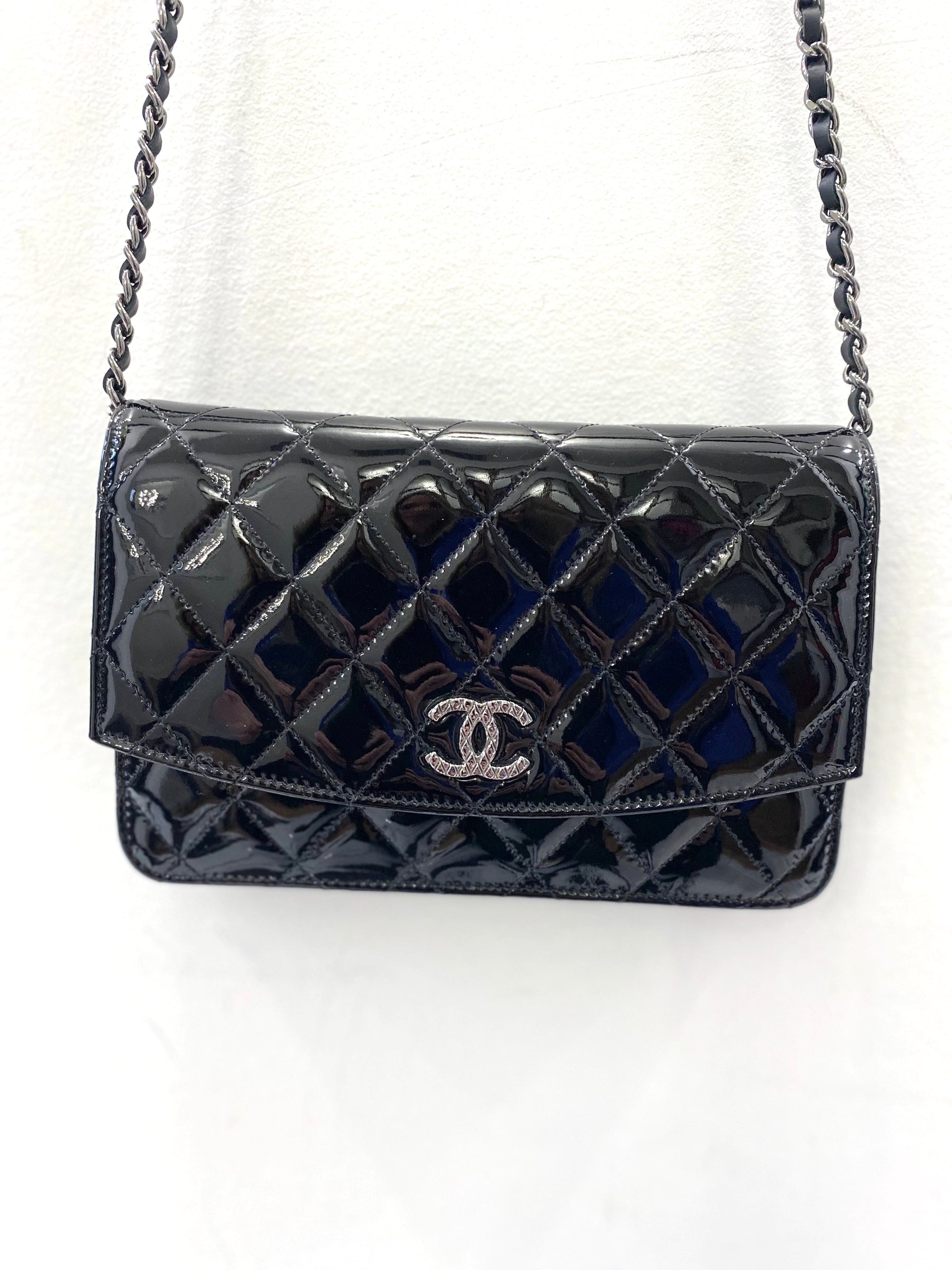 Chanel CC QUILTED PATENT ON Wallet Case 3