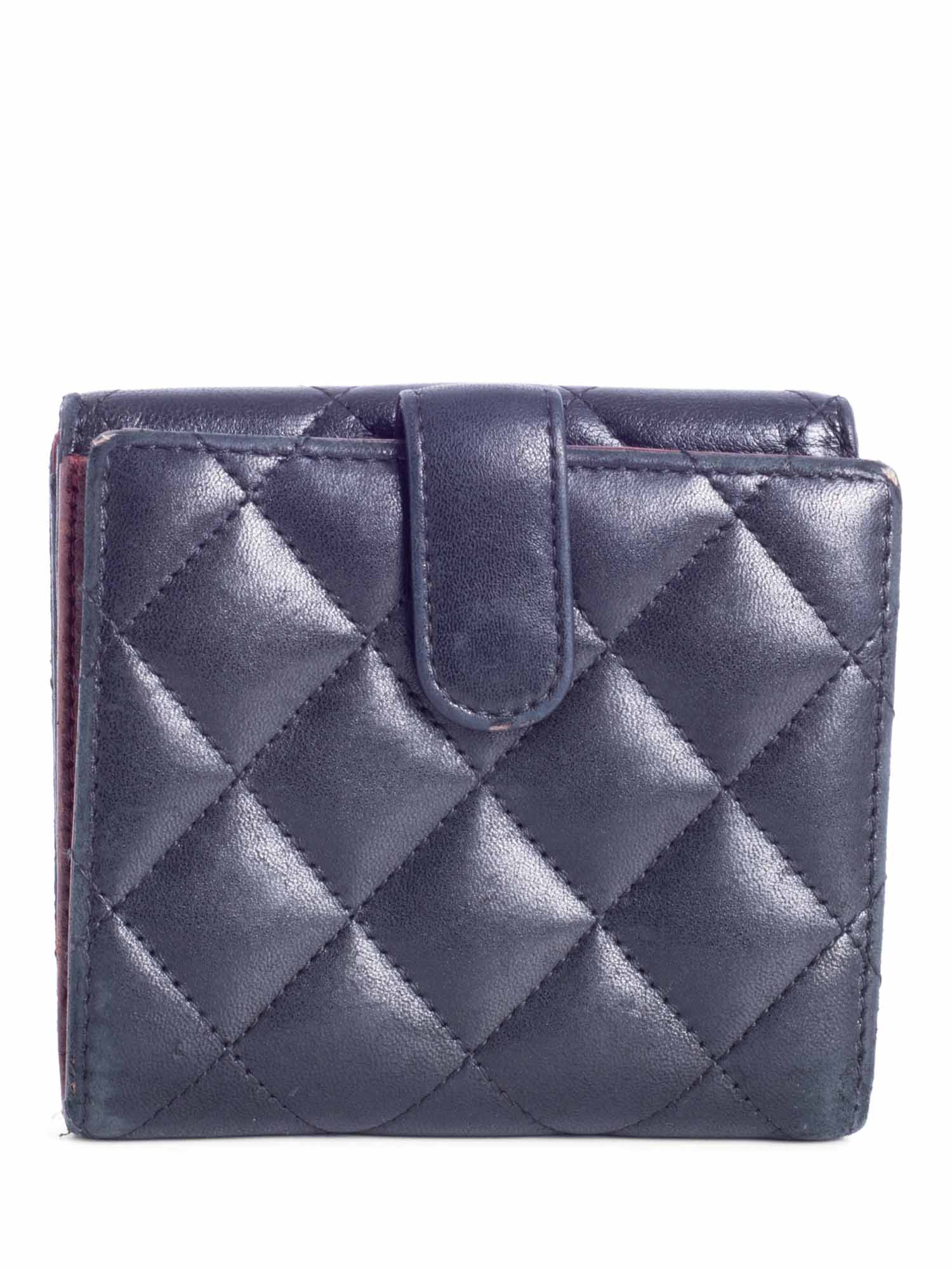 Chanel Quilted Leather CC Logo Bifold Wallet Black
