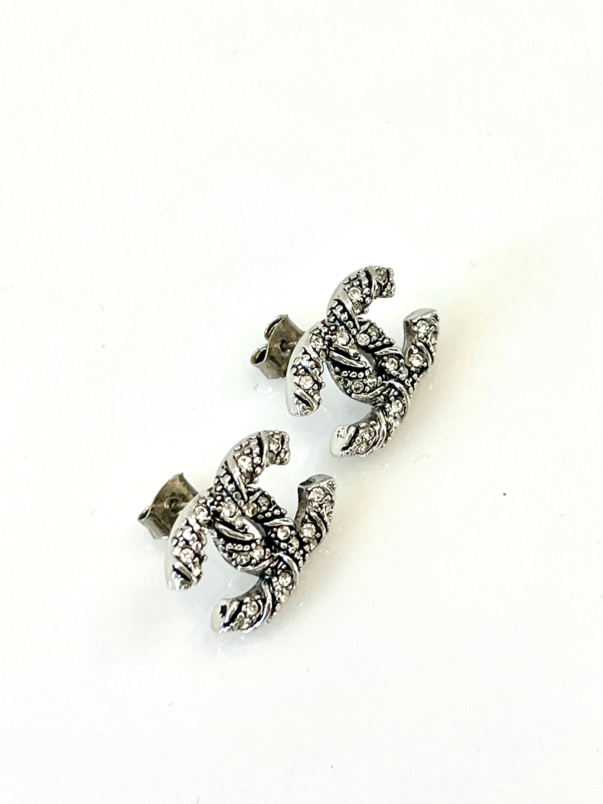 CHANEL CC SILVER TONE CRYSTAL EARRINGS