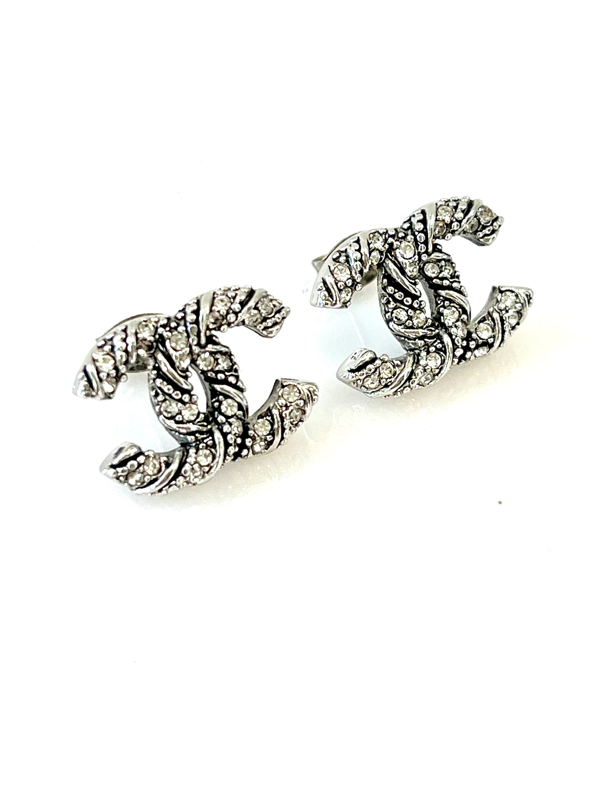 CHANEL CC SILVER TONE CRYSTAL EARRINGS