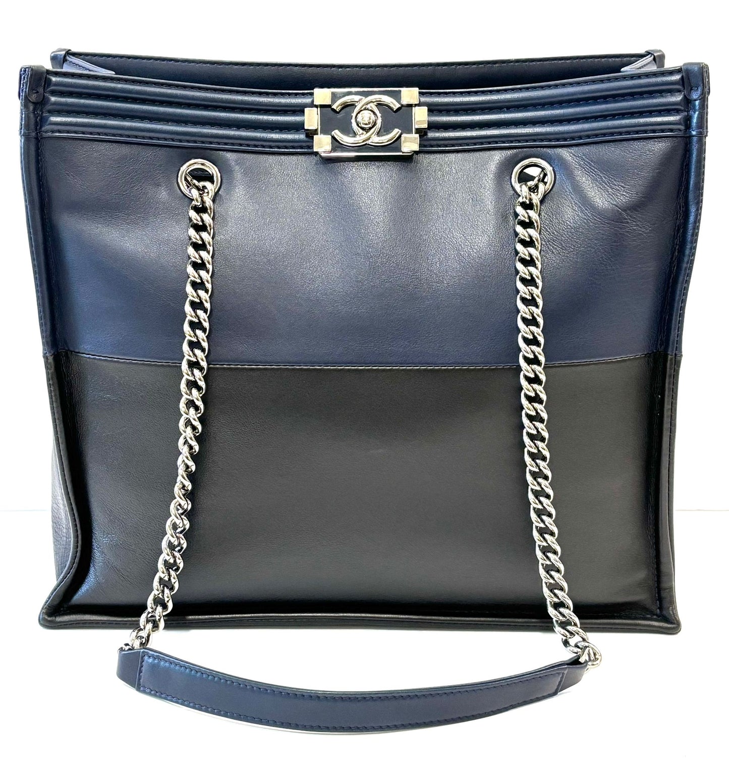 Chanel 21 Lambskin Chain Boy Chanel Tote BAG4