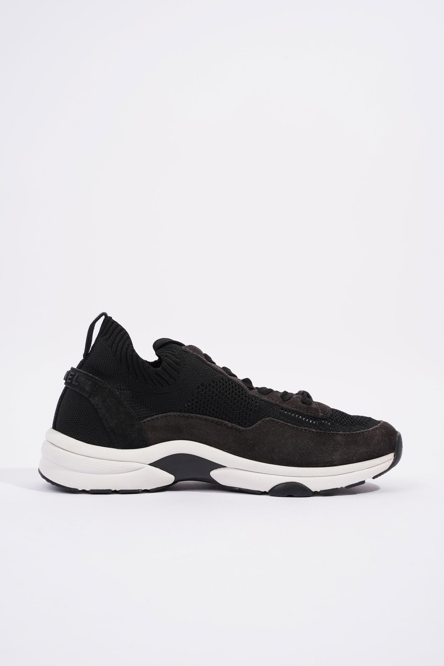 Chanel CC Logo Knit Sneaker Black   White Suede EU 37.5 UK 4.5