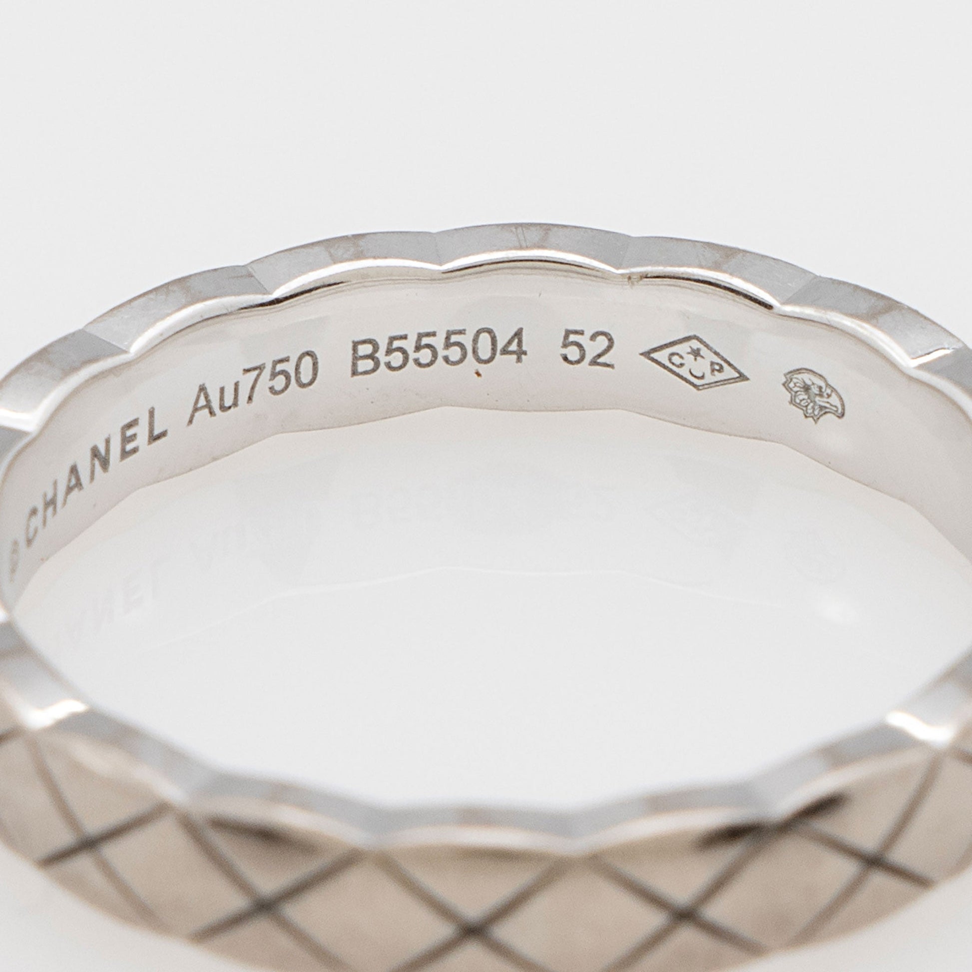 Chanel 18K White Gold Coco Crush Mini Ring - Size 6 (Shf-Fvd7Xz)