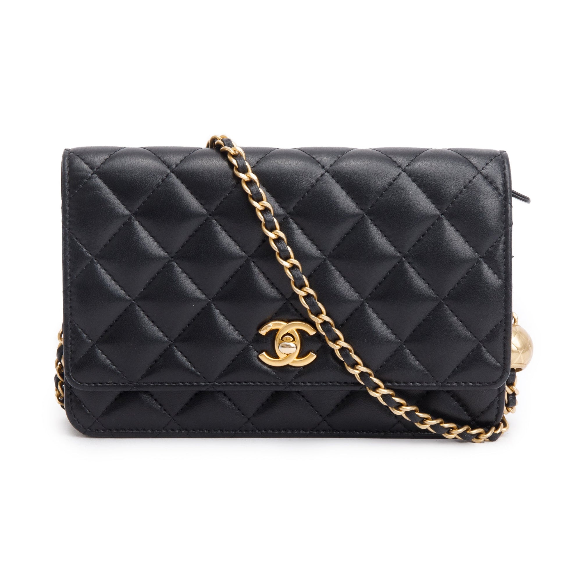 Chanel Quilted CC Pearl Crush Classic Leather Lambskin Black Wallet Case