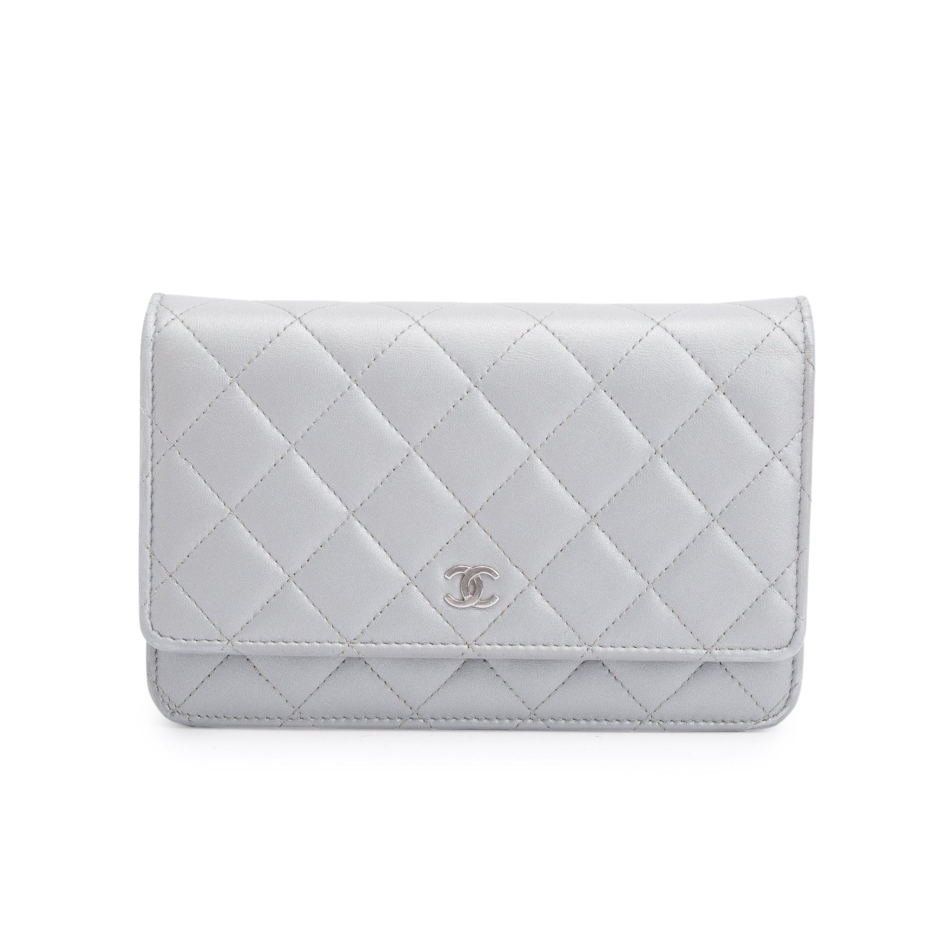 Louis Vuitton Chanel Quilted Caviar Classic on Leather Silver Wallet Case
