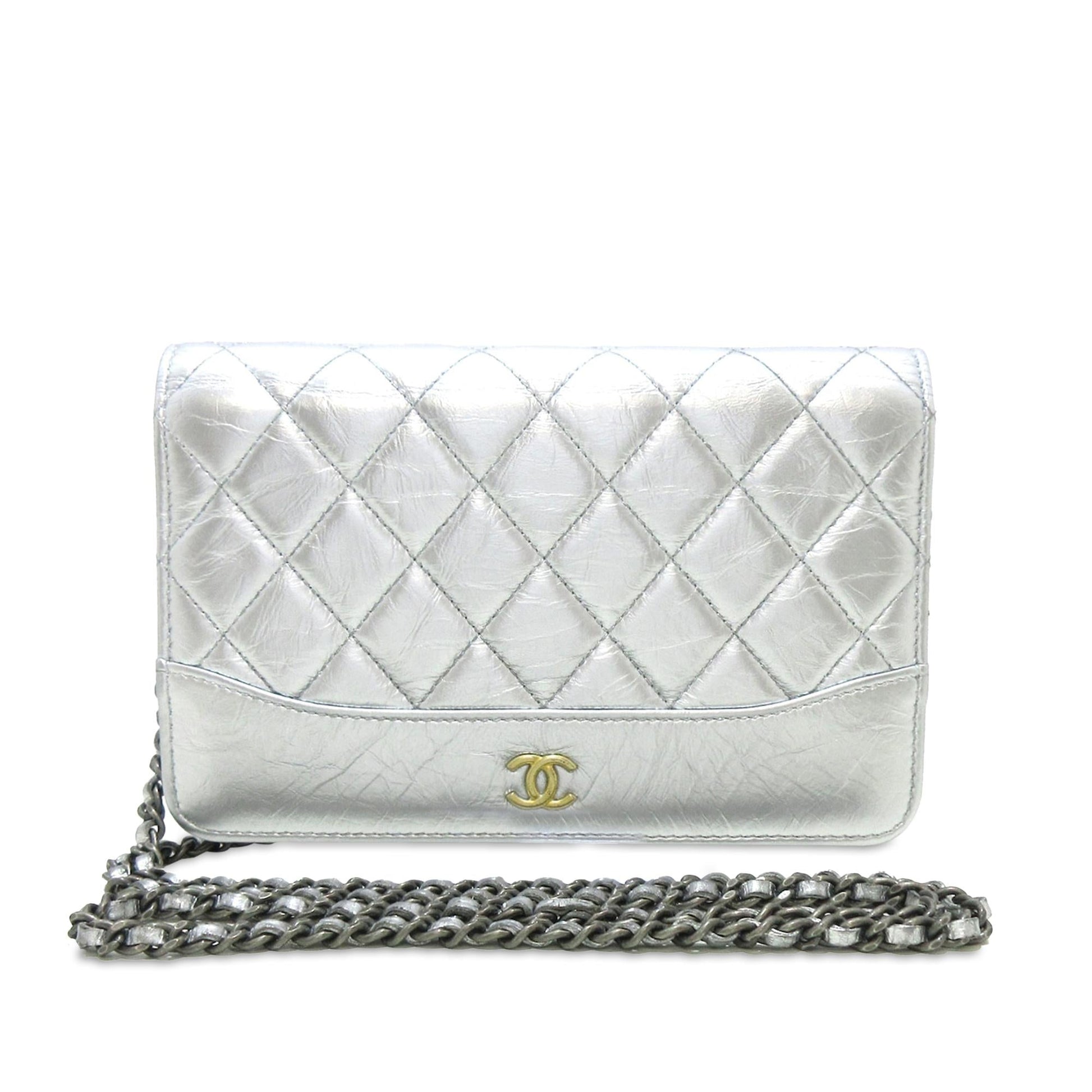 Chanel Aged Calfskin Gabrielle on SHG-JiFHOH Wallet Case