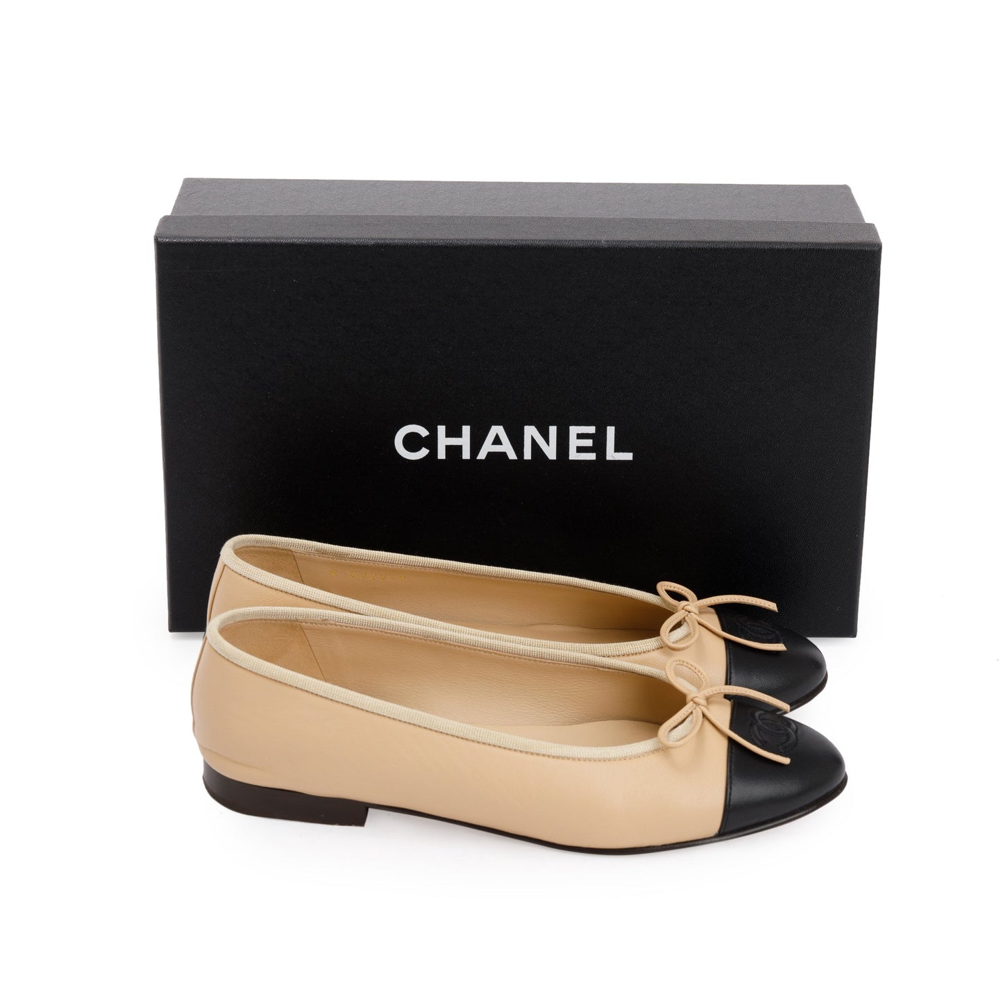 Chanel Interlocking CC Logo Flats Lambskin Black Beige Shoes