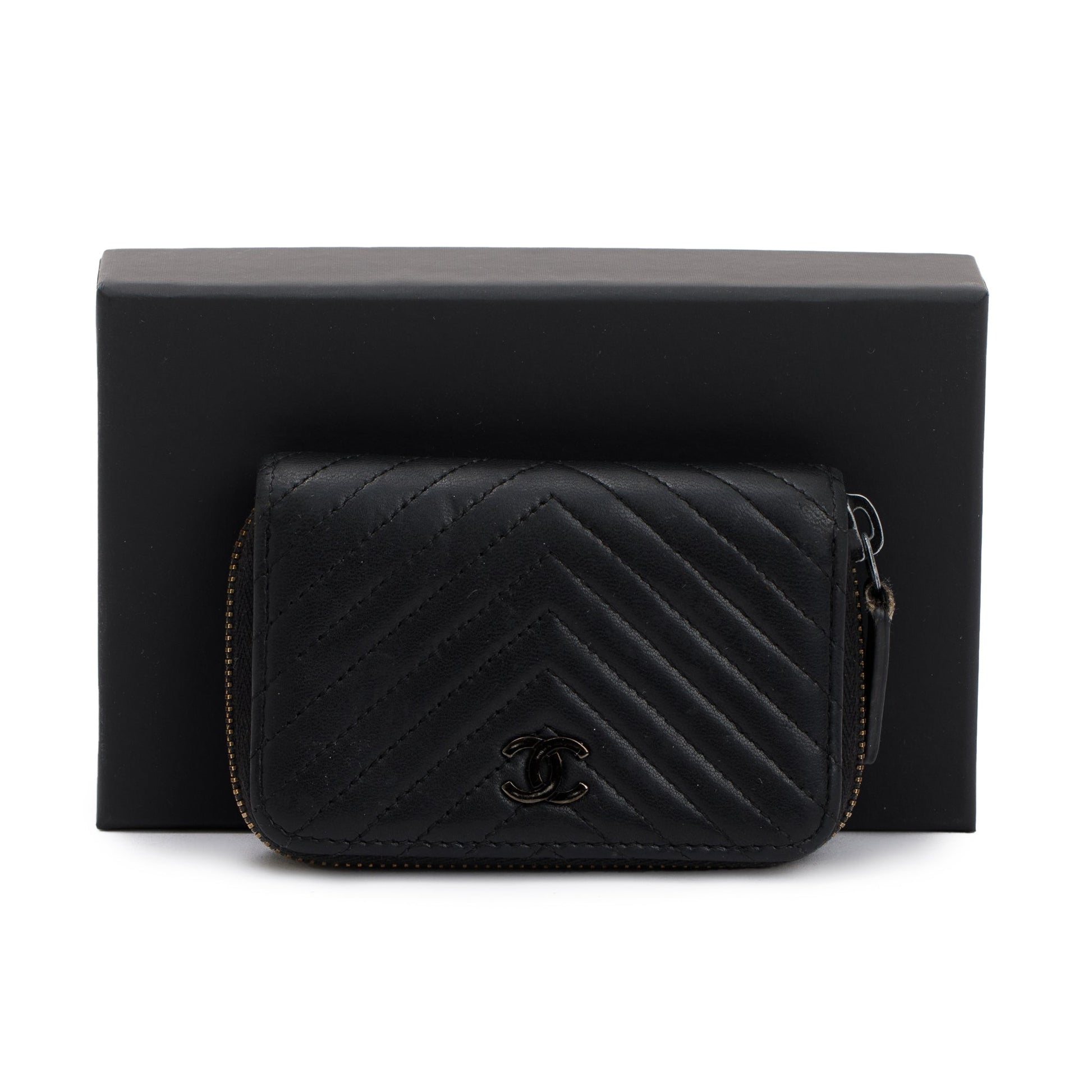 Chanel Chevron Classic Zipped Coin Purse Leather Calfskin Black Wallet Case