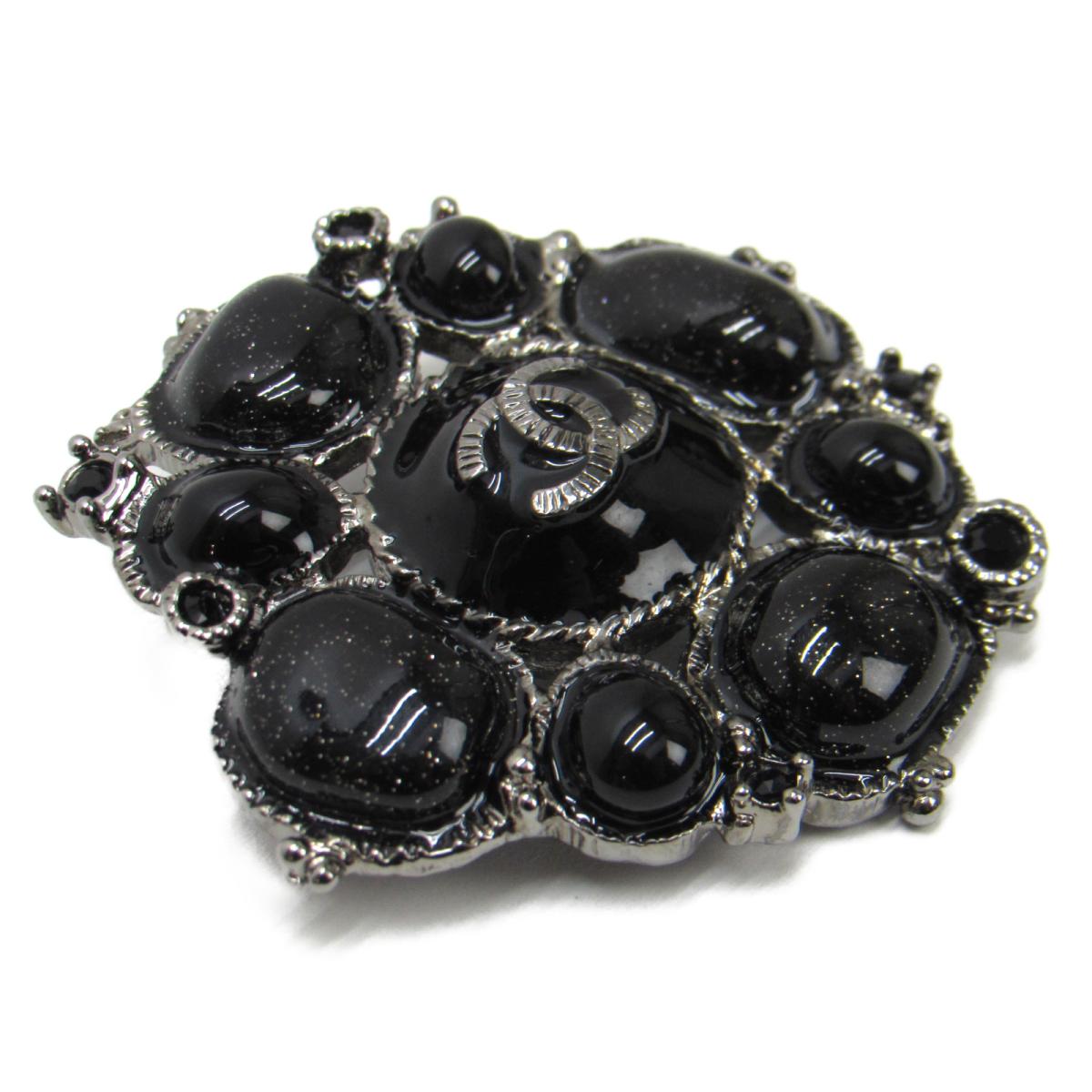 Chanel GLITTER GRIPOIX BROOCH Black Handbag