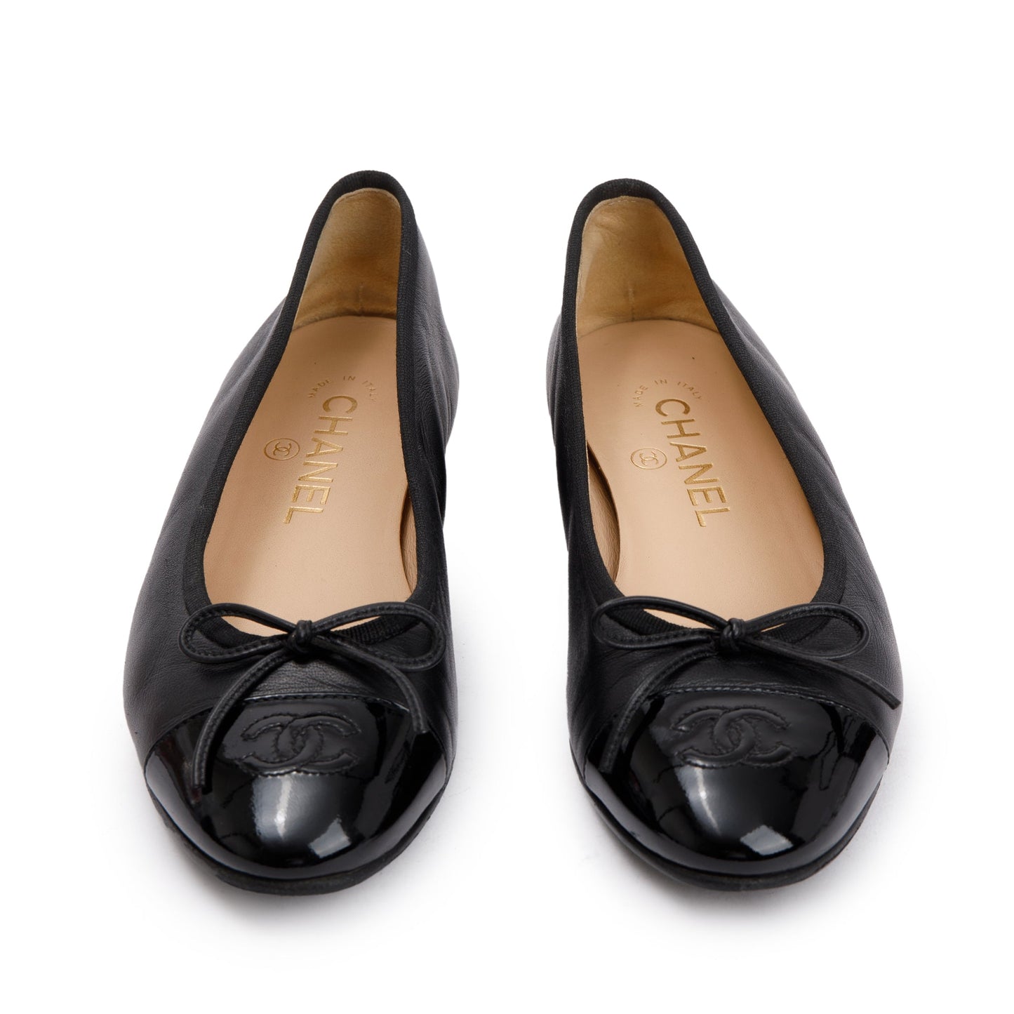 Chanel Interlocking CC Logo Flats Lambskin Black Shoes