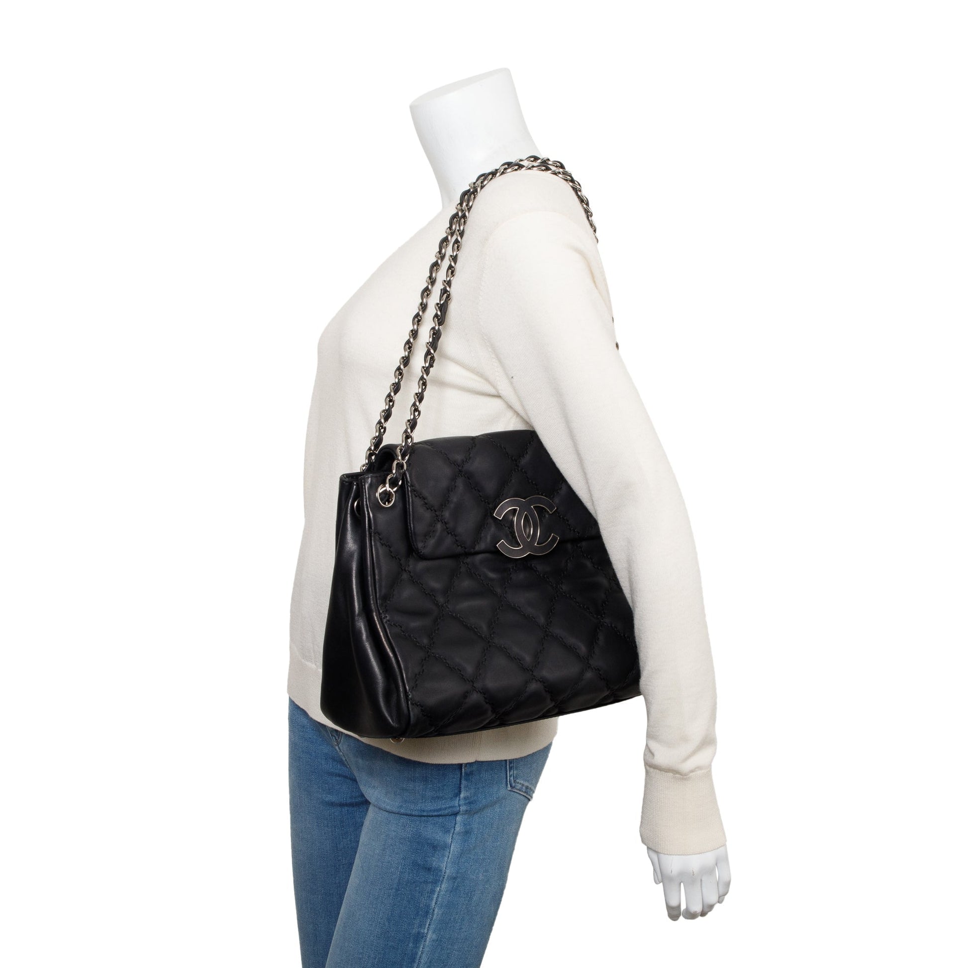 Chanel Quilted Double Stitch Hamptons Flap Leather Calfskin Black Travel Bag