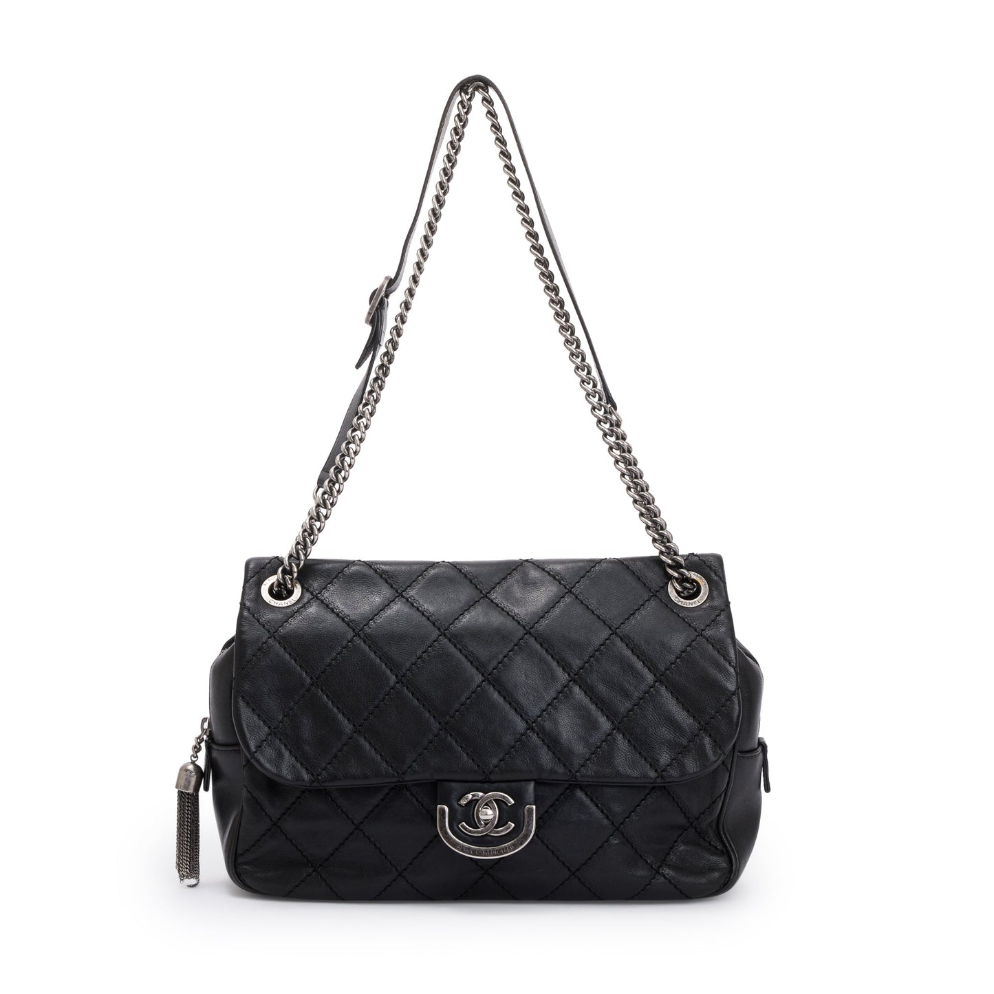 Chanel Quilted Paris-Edinburgh Coco Sporran Flap Leather Calfskin Black Travel Bag