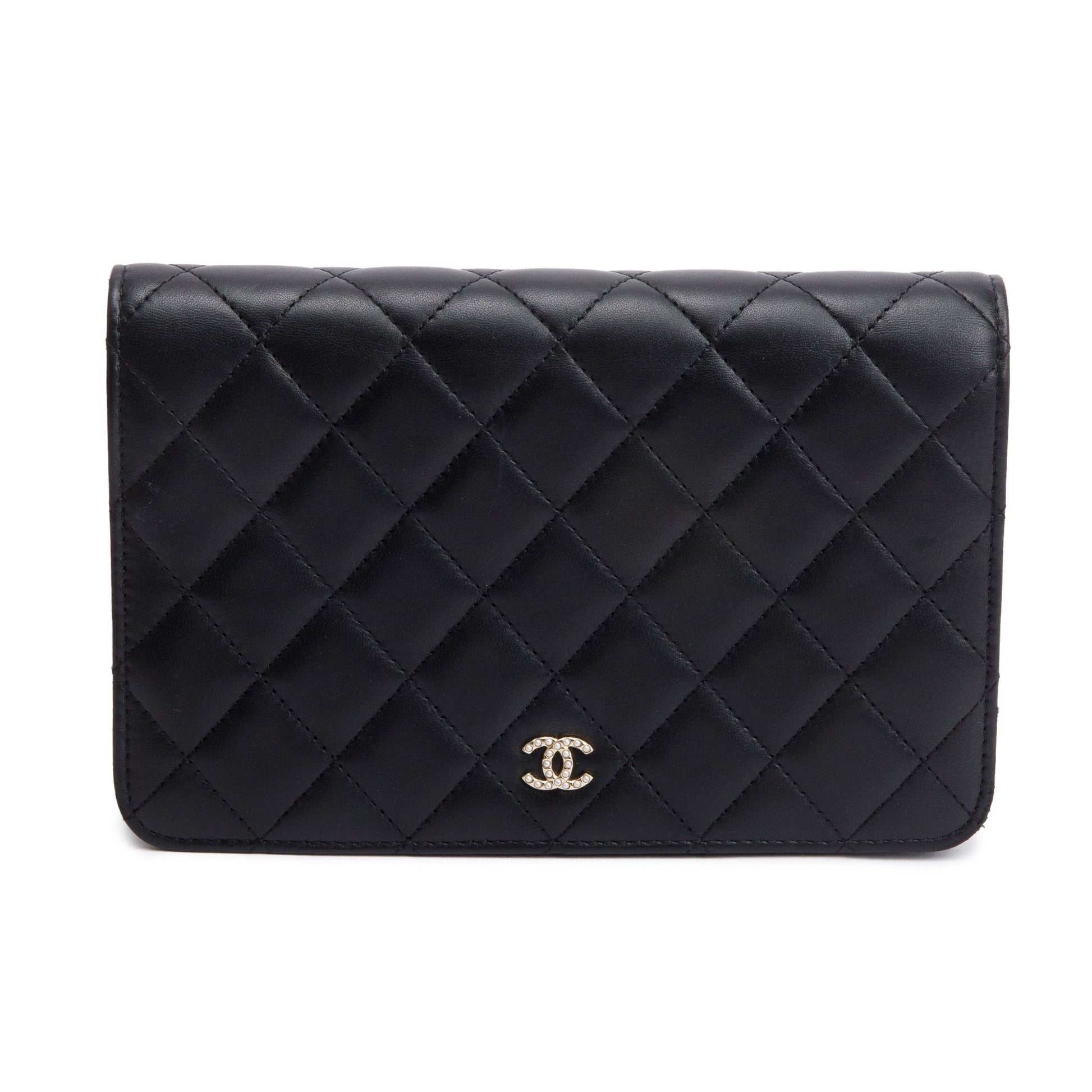 Chanel Quilted Pearl on Leather Lambskin Black Wallet Case
