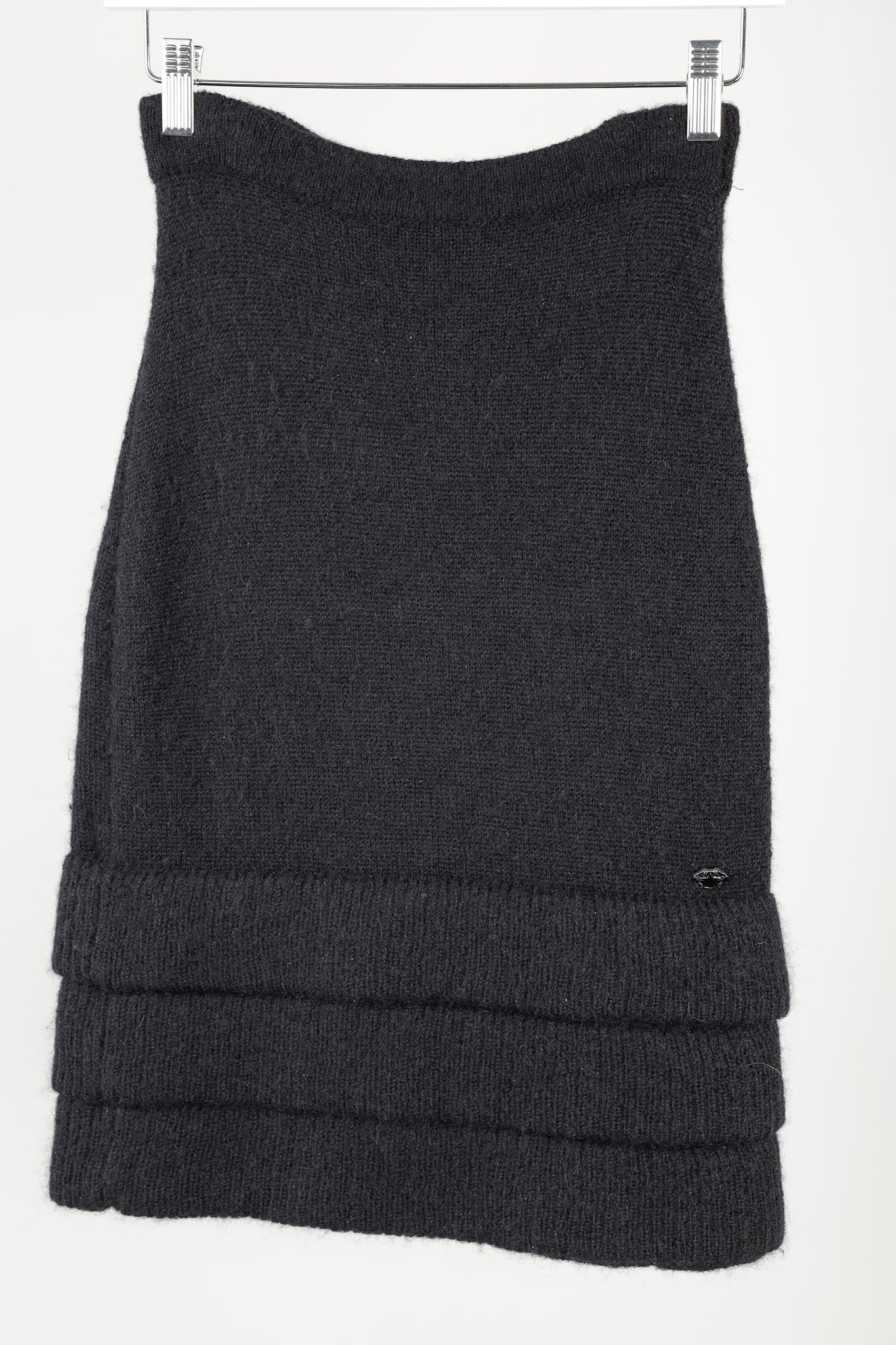 Chanel 09A Black Wool & Mohair Tiered Hem Skirt Women Shoes