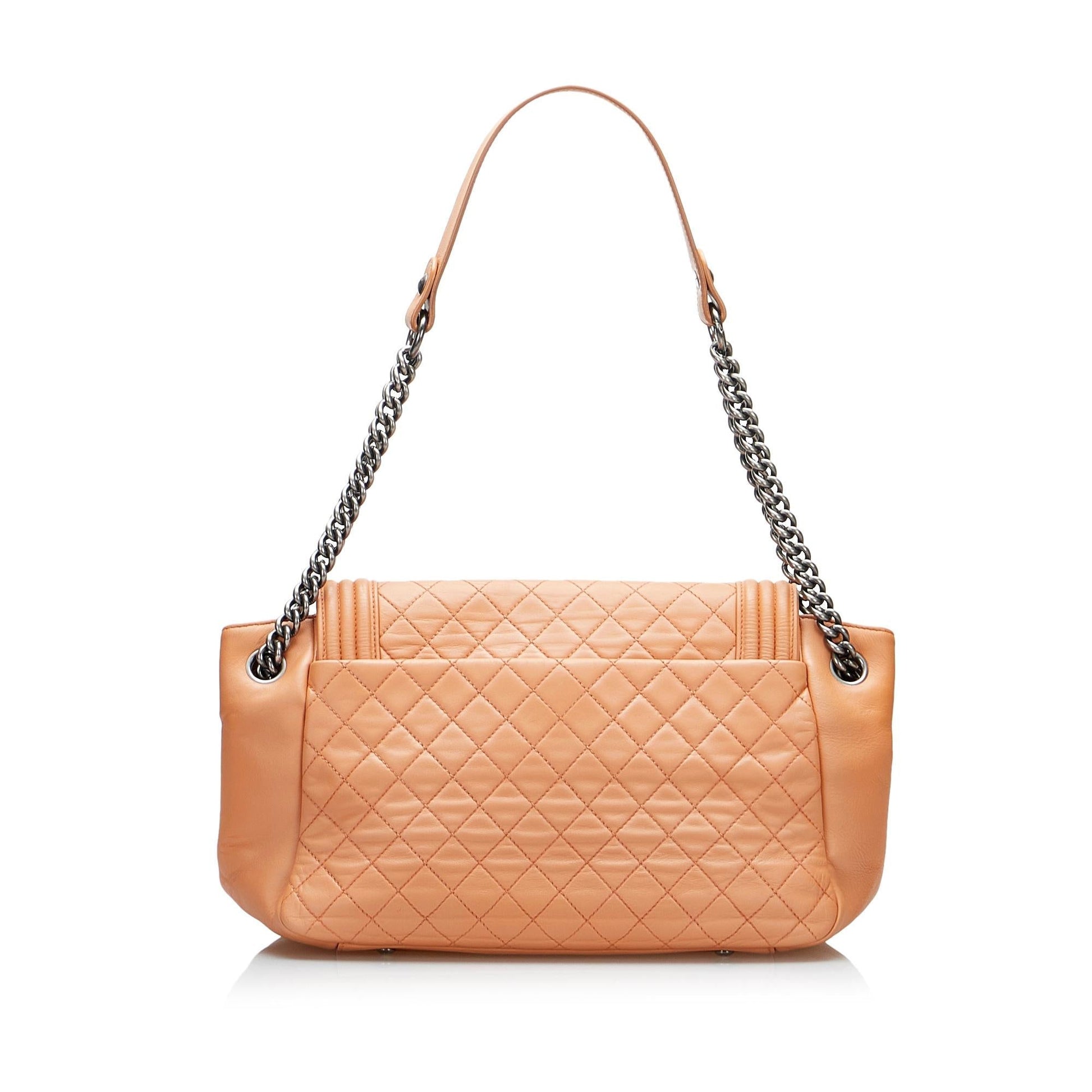 Chanel Boy Accordion Flap SHG-RRDBmt Handbag