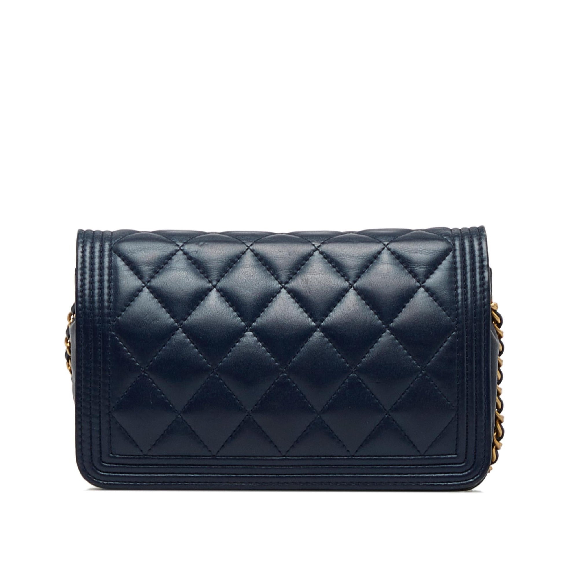 Chanel Boy On SHG-NN7aMv Wallet Case