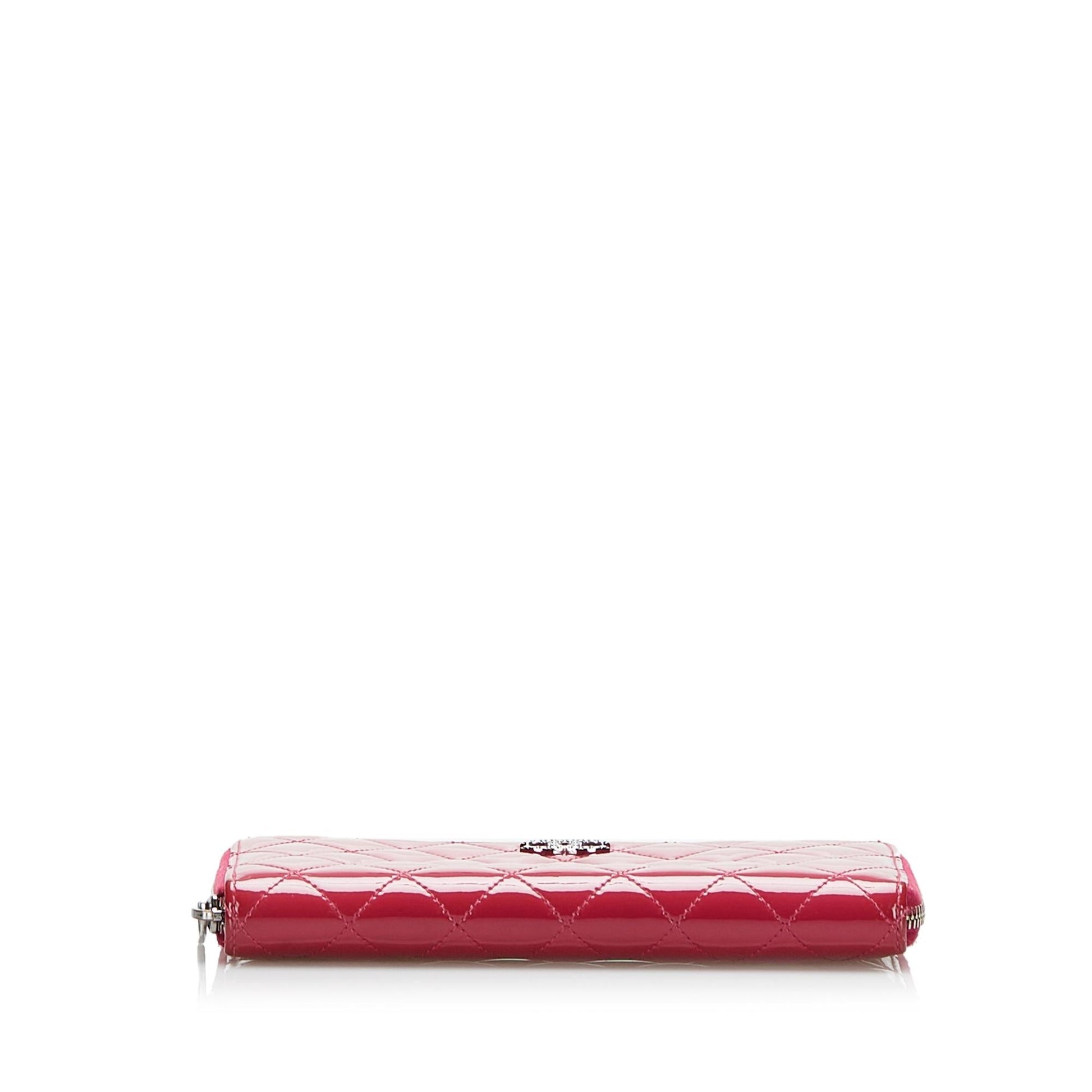 Chanel Brilliant Patent Zip Around Wallet (SHG-7wYhd4)