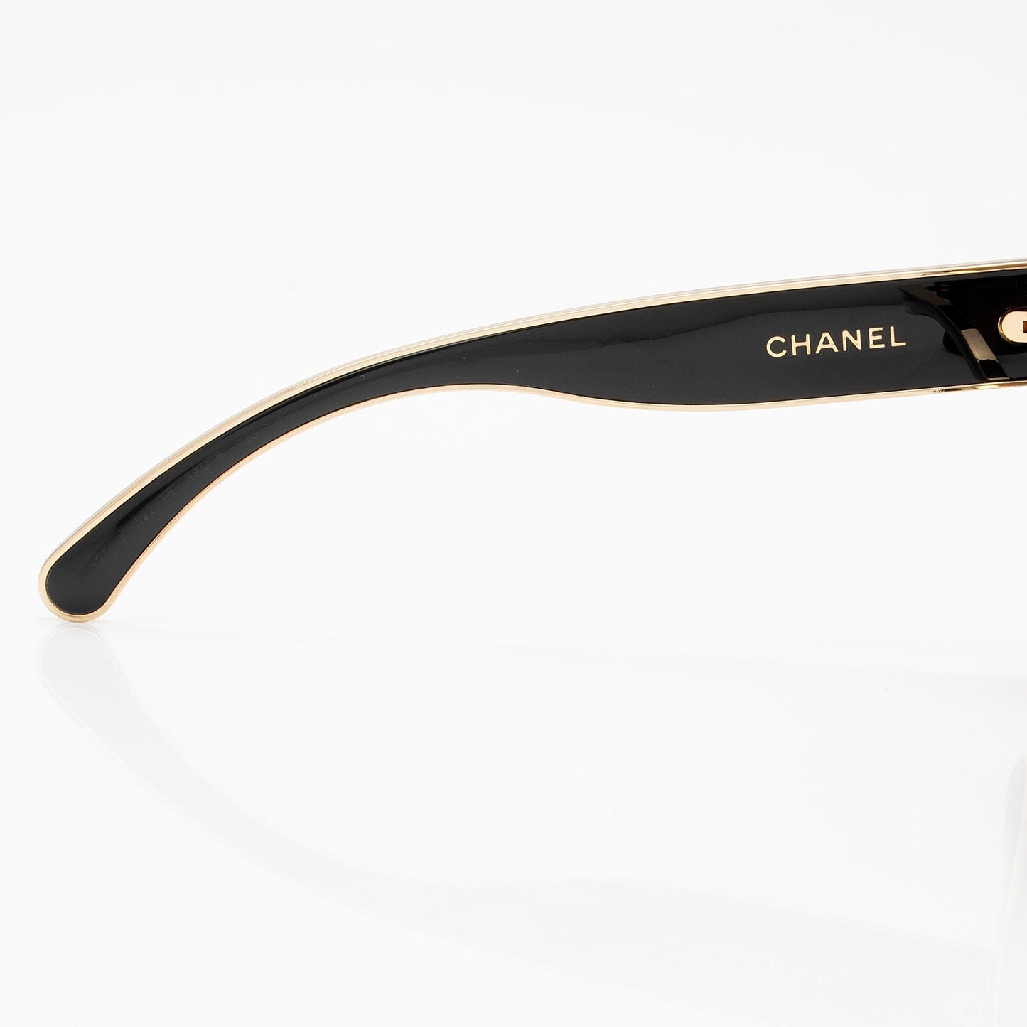 Chanel Cc Cat Eye Sunglasses (Shf-Vpy0Fm) Bag