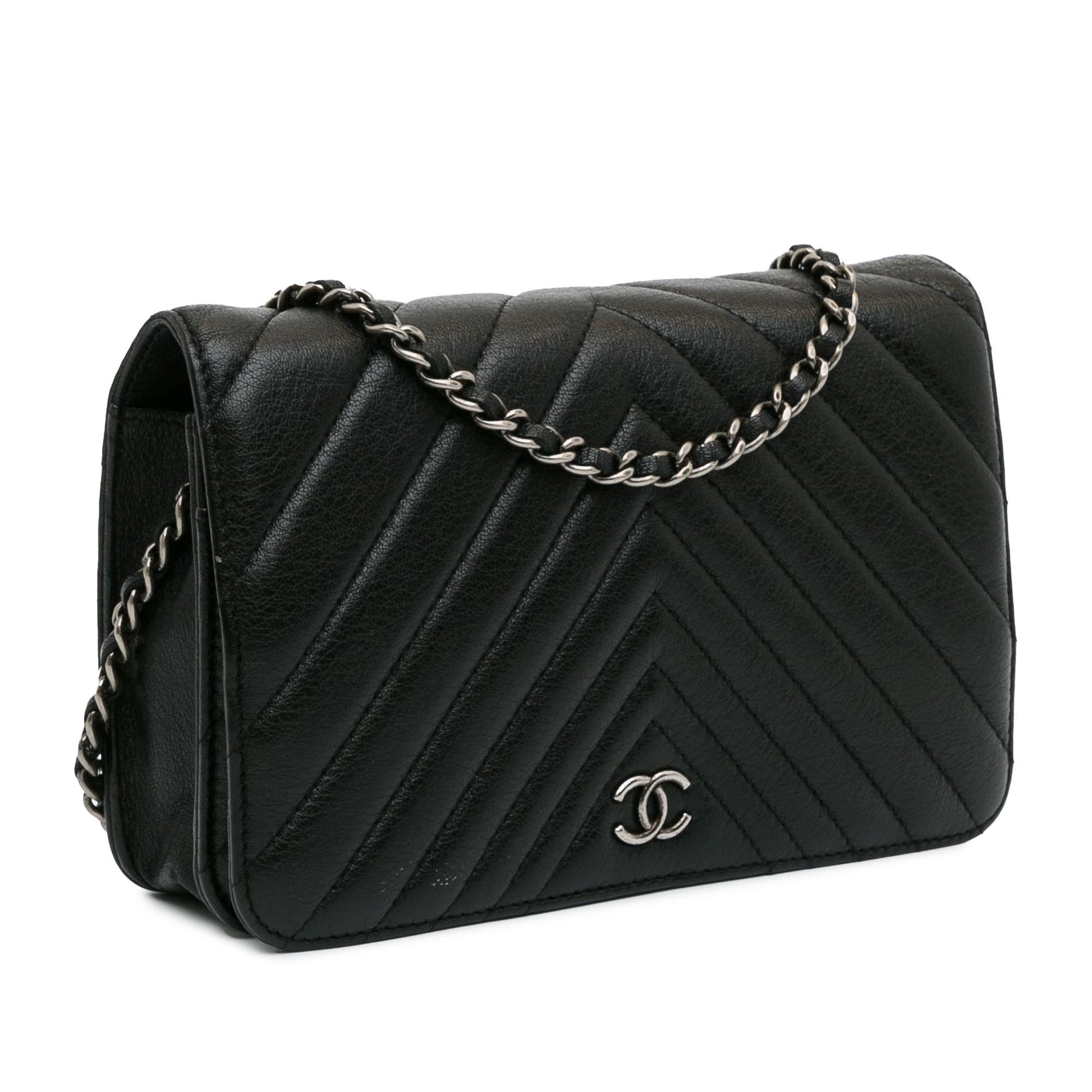 Chanel CC Chevron Calfskin On SHG-Q3rRL6 Wallet Case