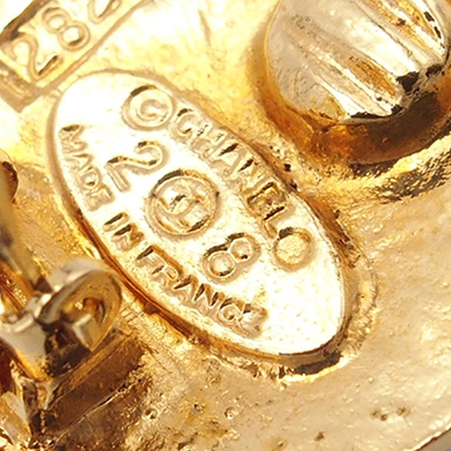 Chanel Cc Clip On Earrings (Shg-Yqna5B)