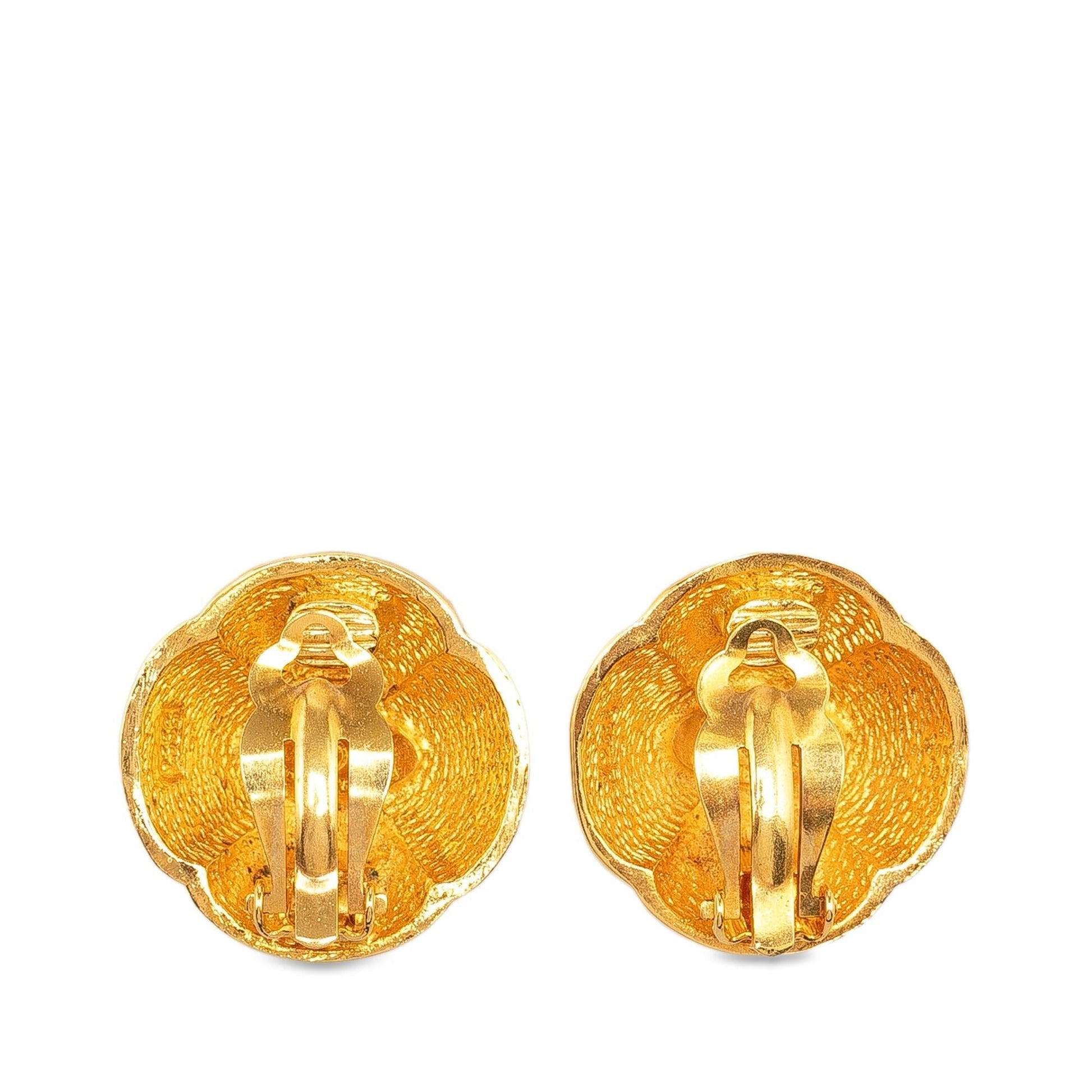 Chanel Cc Clip On Earrings (Shg-Ozaufo)