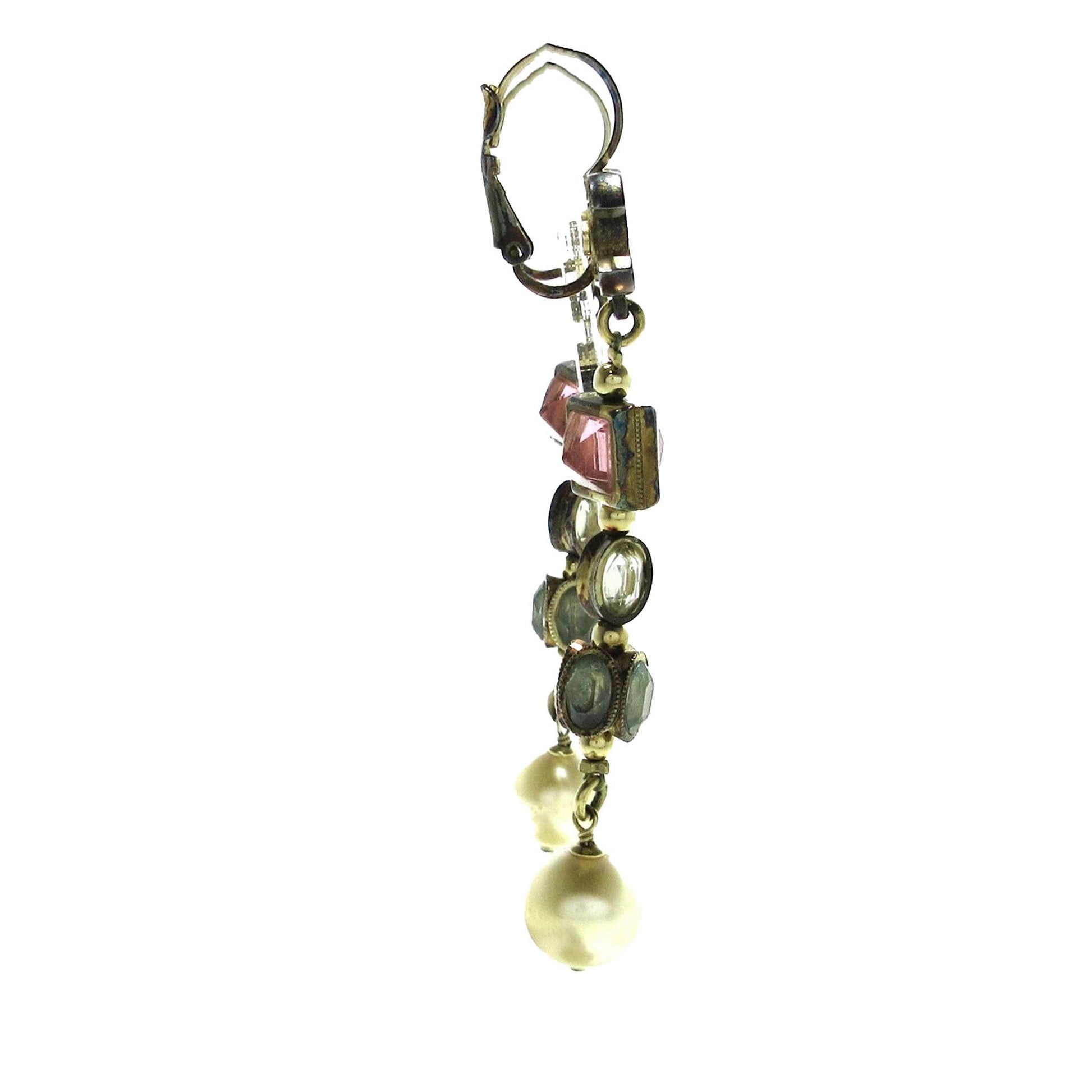 Chanel CC Crystal Chain Drop Earrings (SHG-trpv )