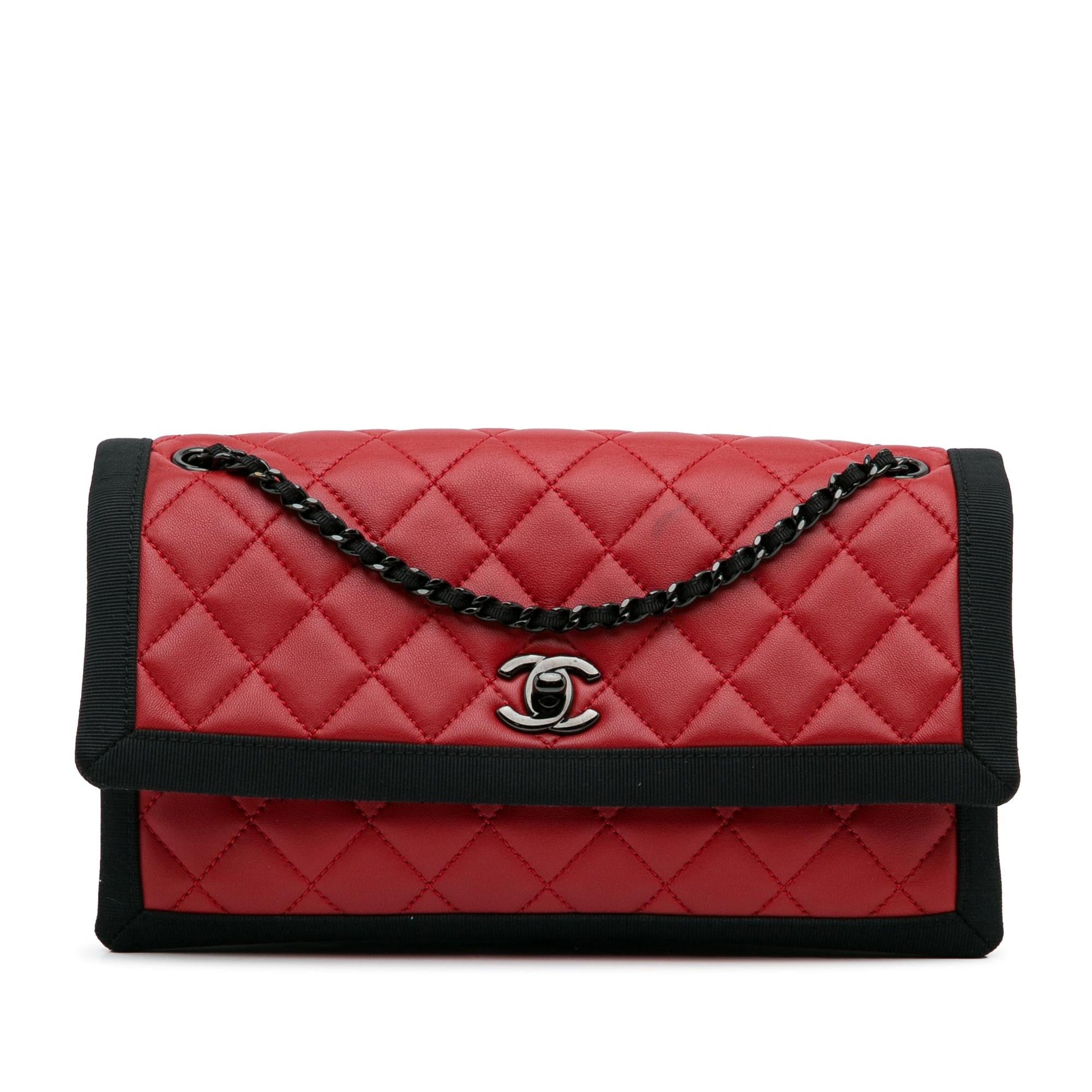Chanel CC Grossgrain trim Lambskin Flap Shoulder Bag Bag 3