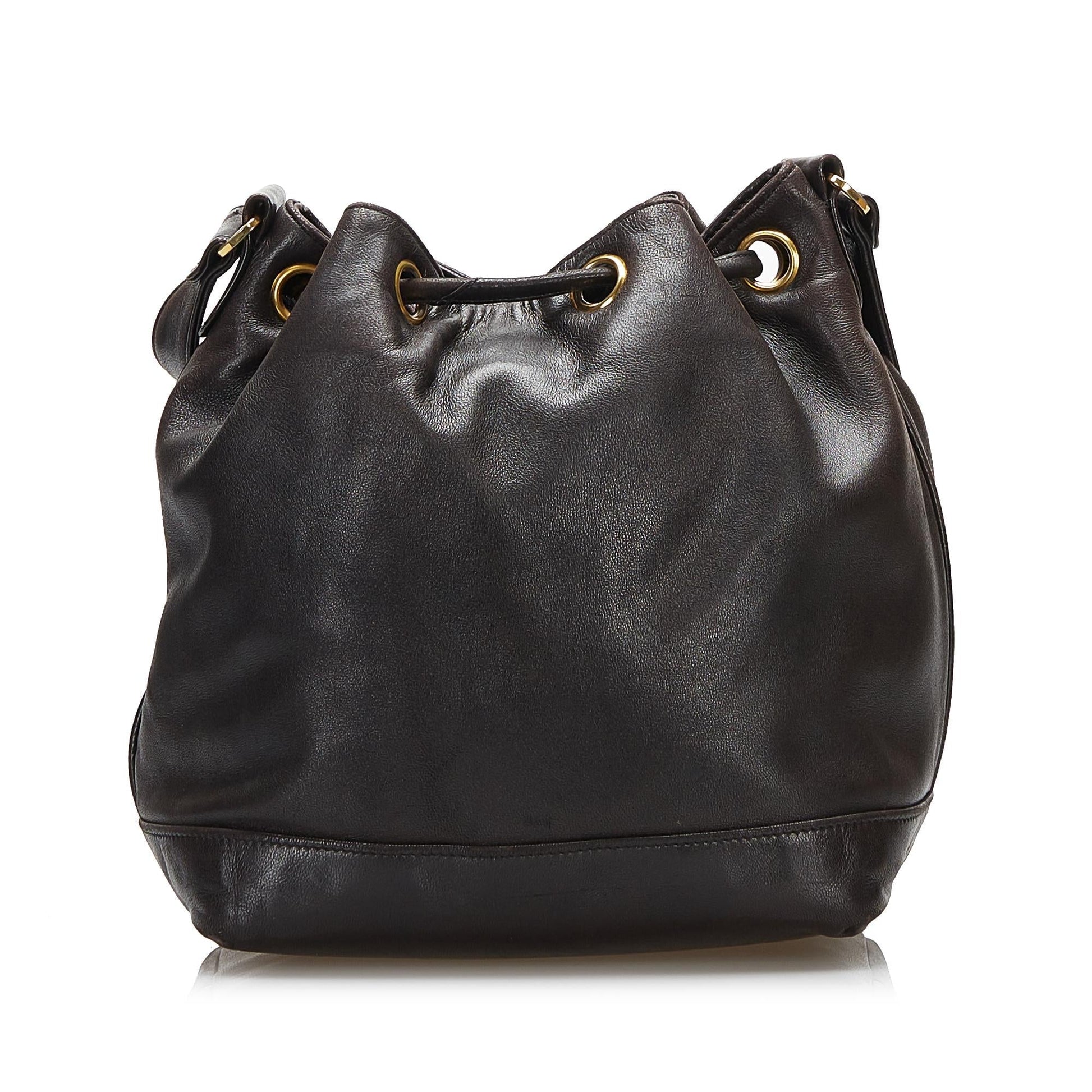 Chanel CC Lambskin Bucket SHG-dGz2wV Bucket Bag