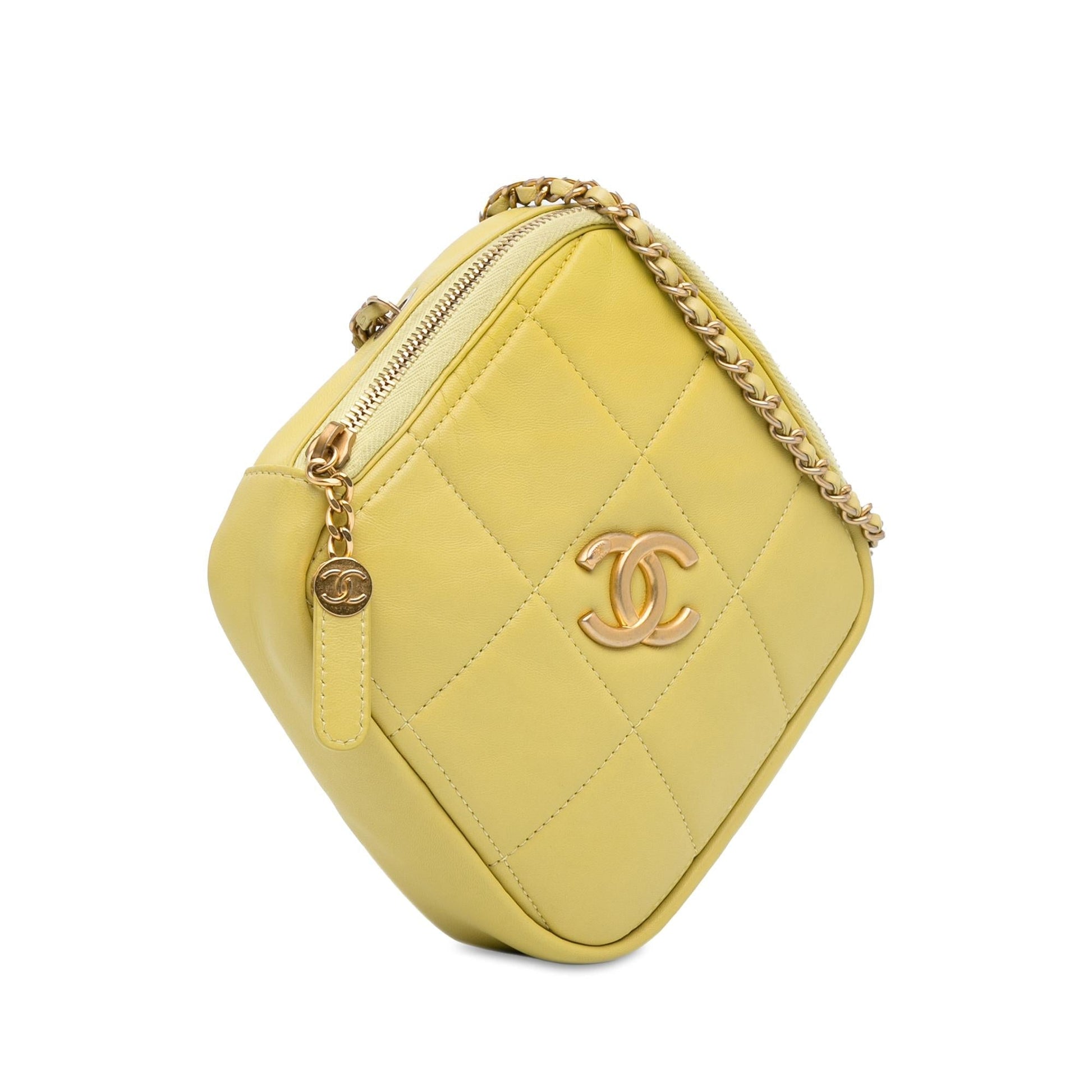 Chanel CC Lambskin Diamond SHG-I7p00r Clutch Bag