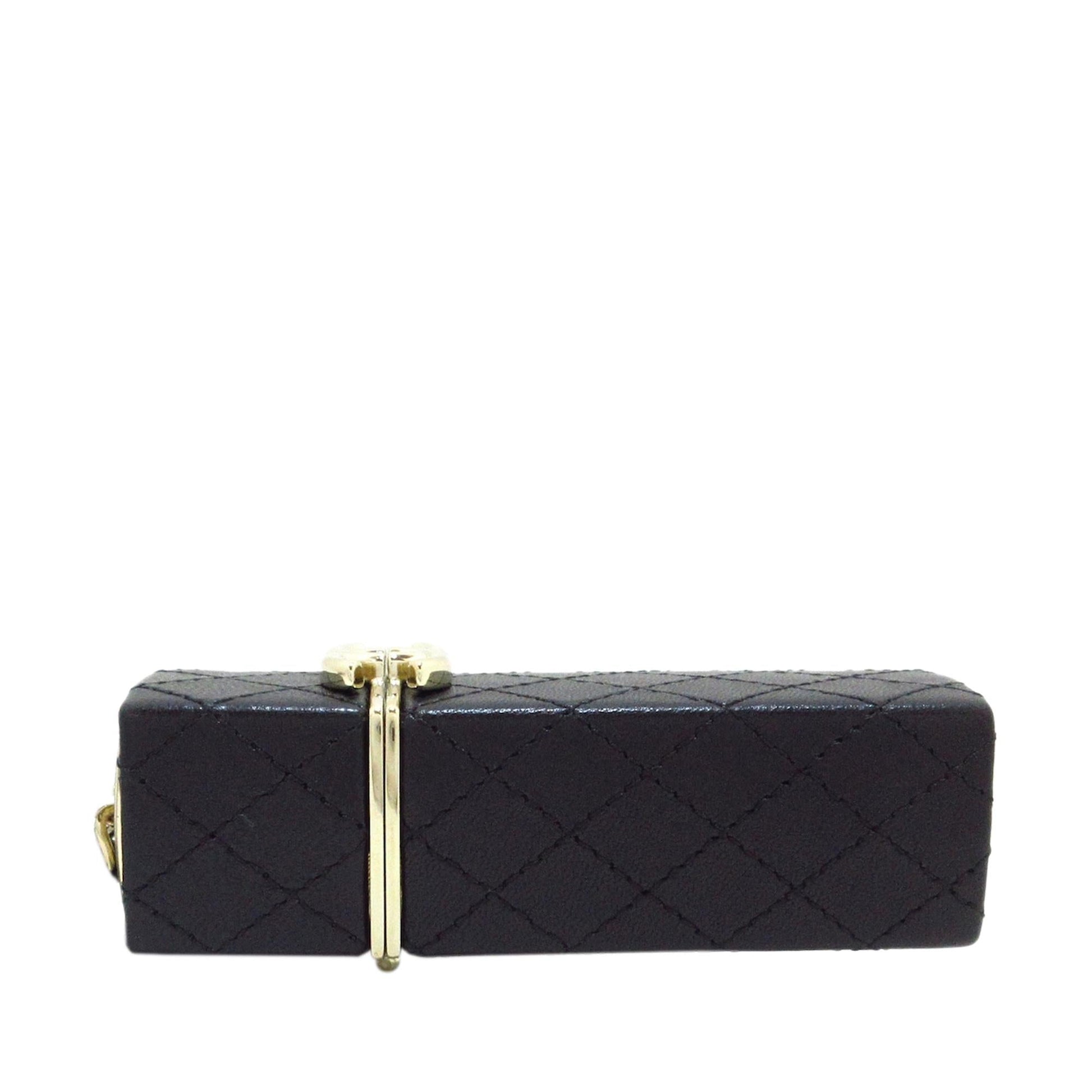 Chanel CC Lambskin Squared Lipstick on SHG-Zp7ZZG Handbag