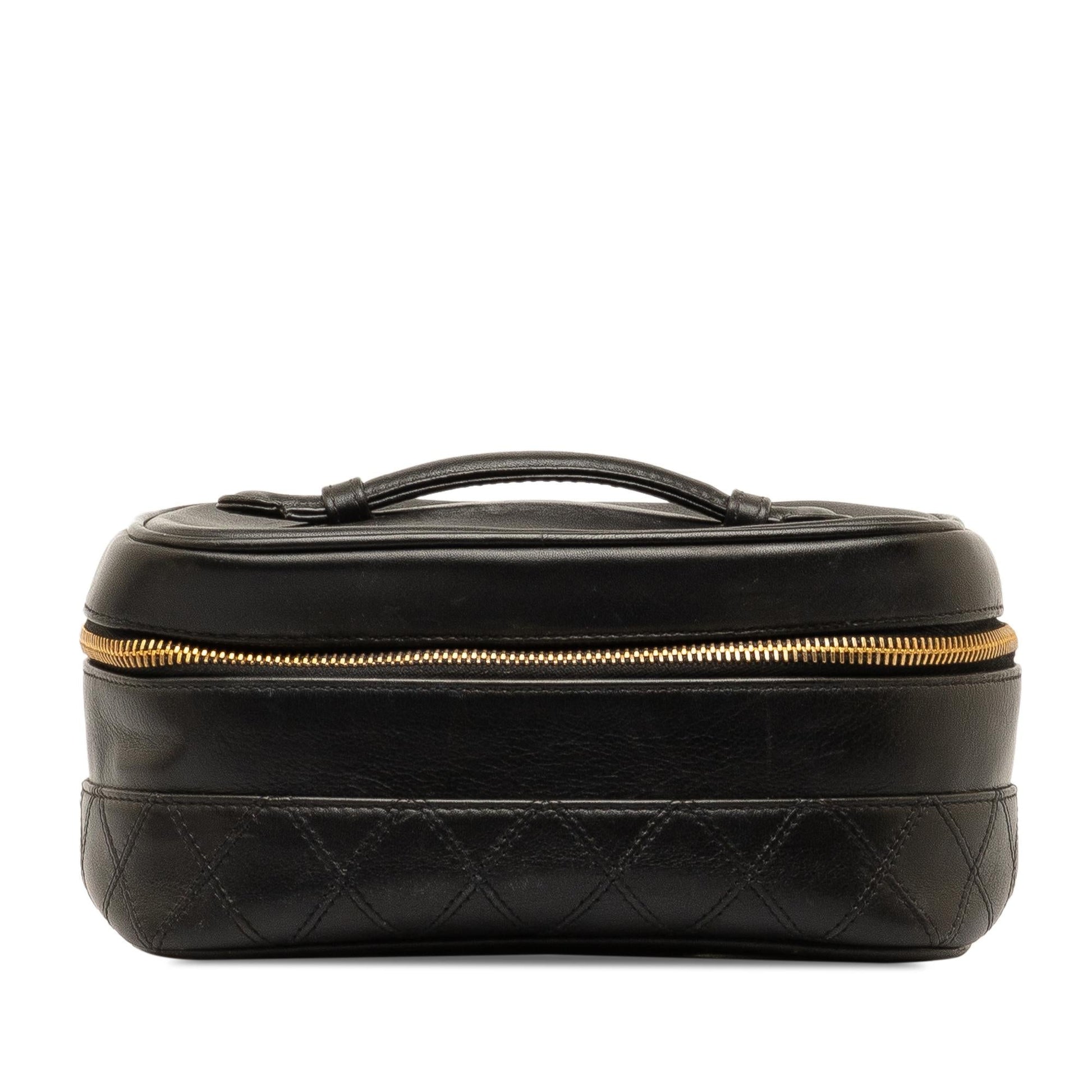 Chanel Cc Lambskin Vanity Case (Shg-Us9Oms) Bag