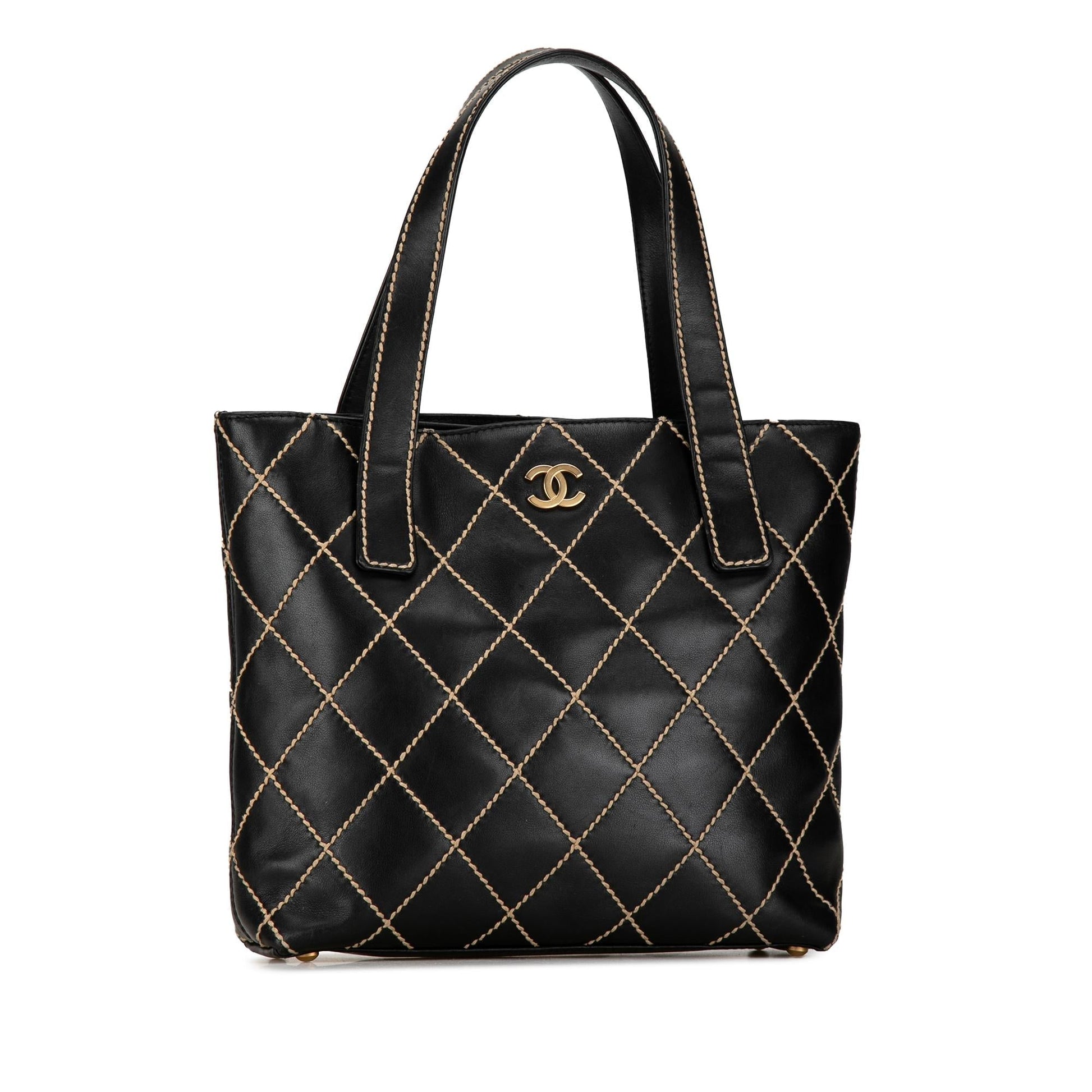 Chanel CC Lambskin Wild Stitch SHG-aqtoNm Handbag