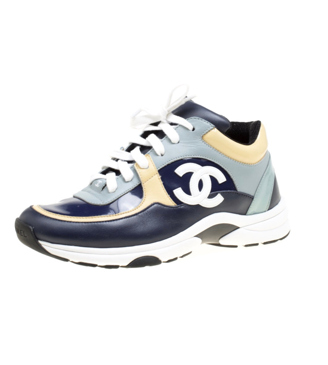 CHANEL CC LOW-TOP TRAINER SNEAKERS