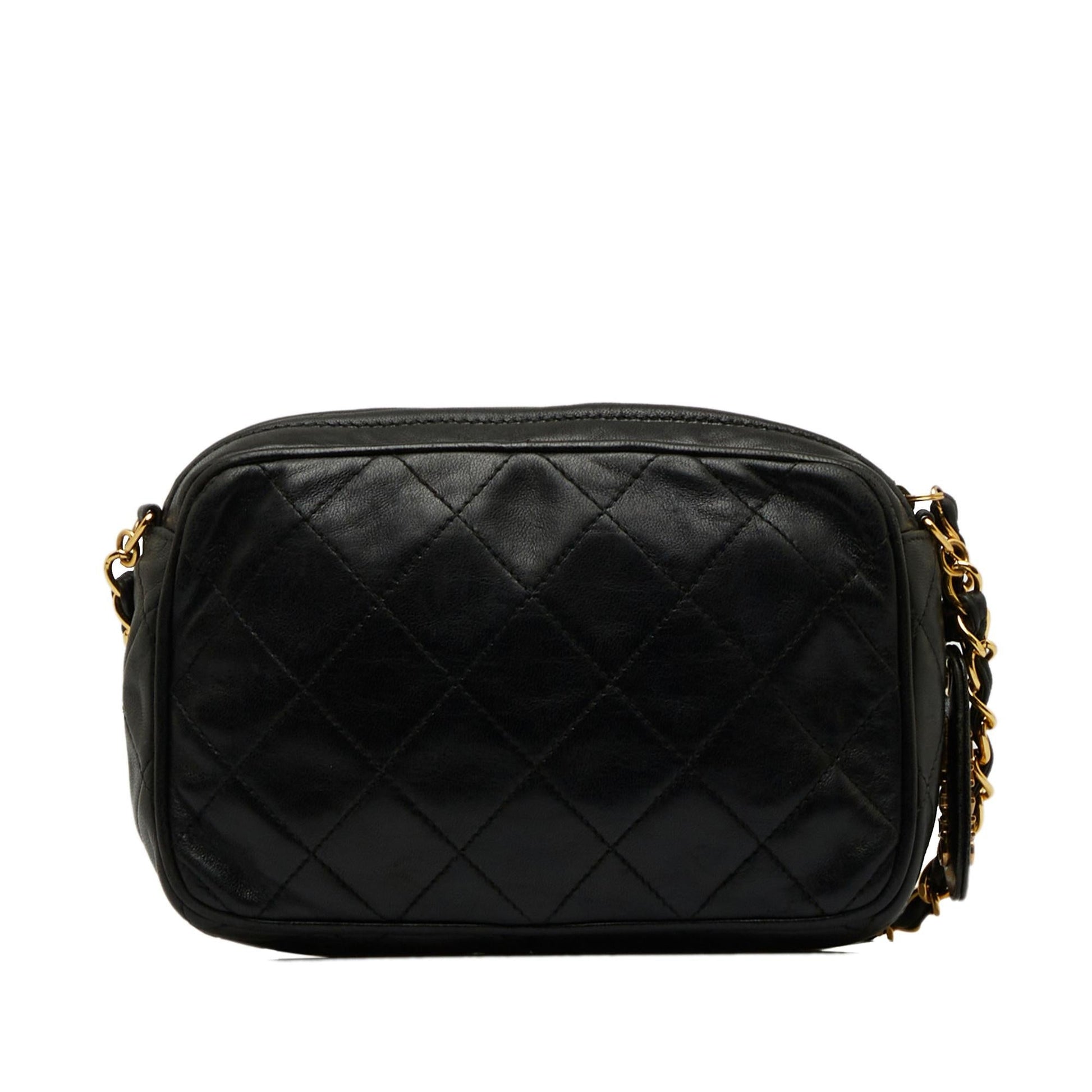 Chanel CC Matelasse Lambskin Camera SHG-QimvSc Crossbody Bag