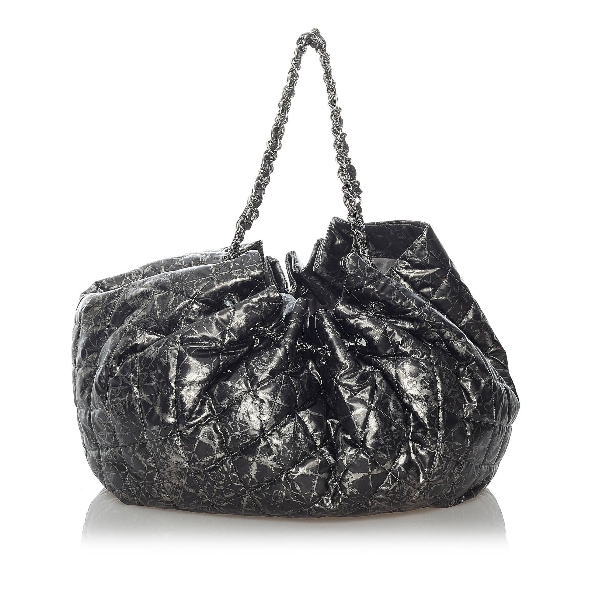 Chanel CC Matelasse Patent SHG Leather Shoulder Bag