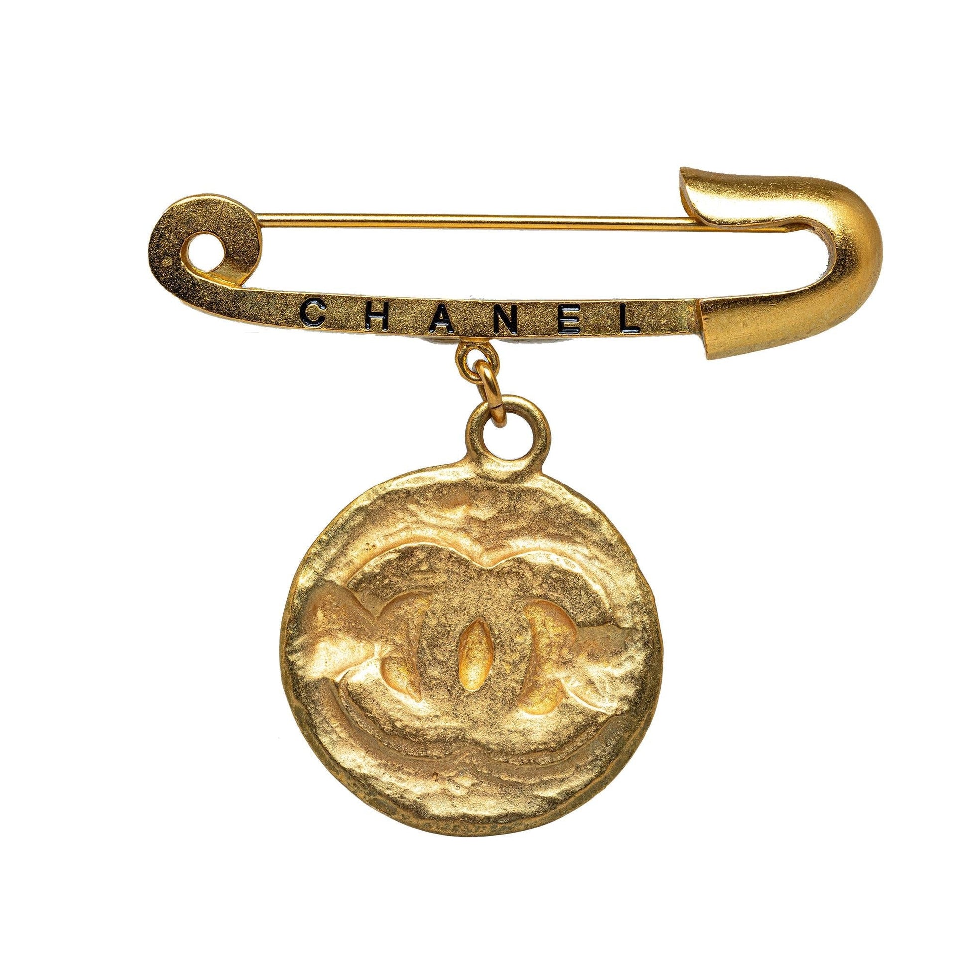 Chanel CC Medallion Costume Brooch SHG-p5Fz3w Handbag