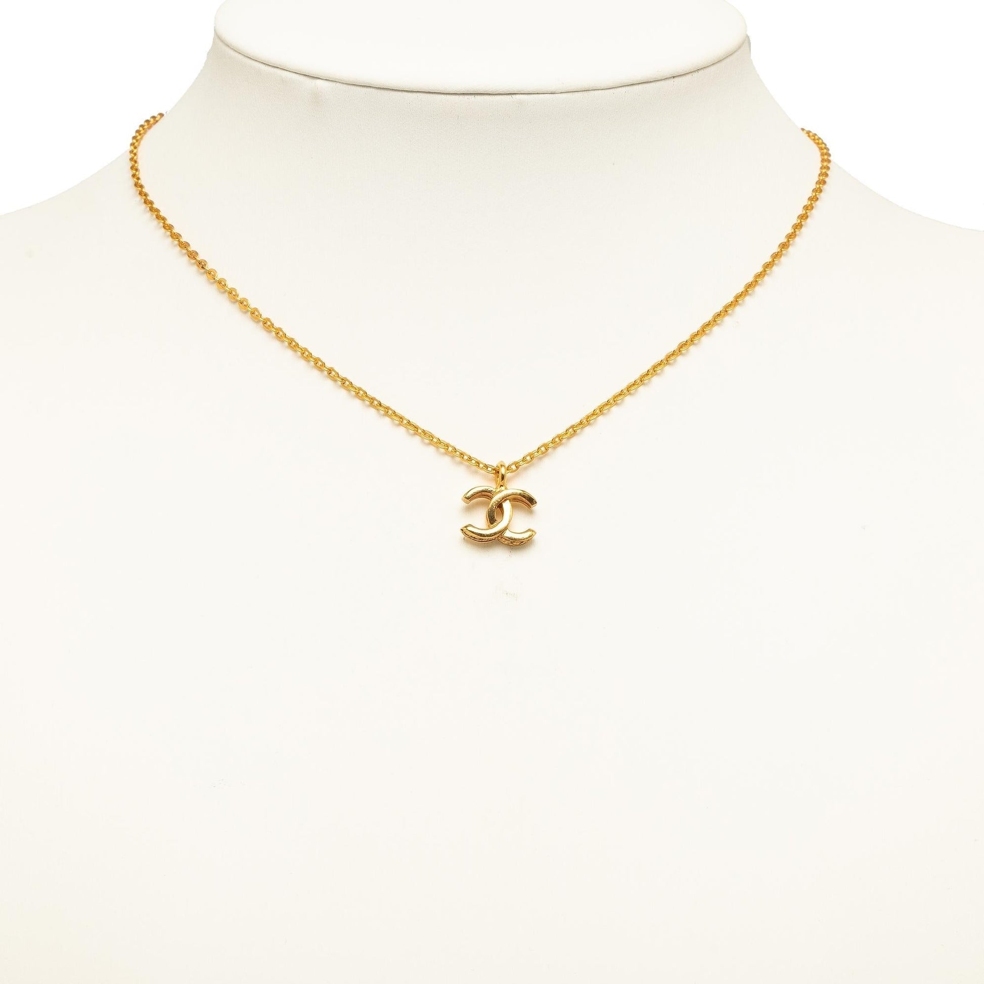Chanel CC Pendant Necklace (SHG-gw9ciR)