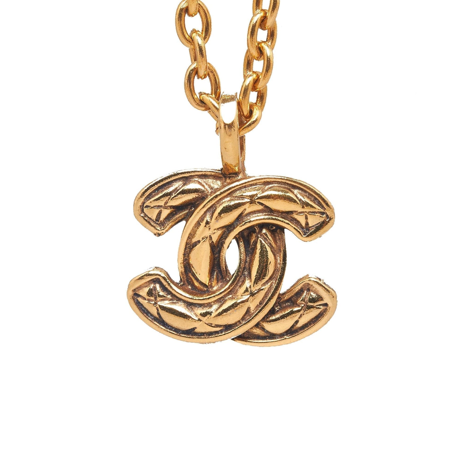 Chanel Cc Pendant Necklace (Shg-Um6Tw1)