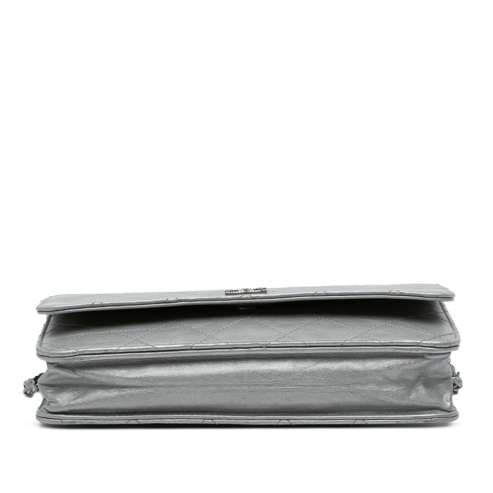 Chanel CC Quilted Aged Calfskin Wallet On Chain (SHG-x0Wgqd)