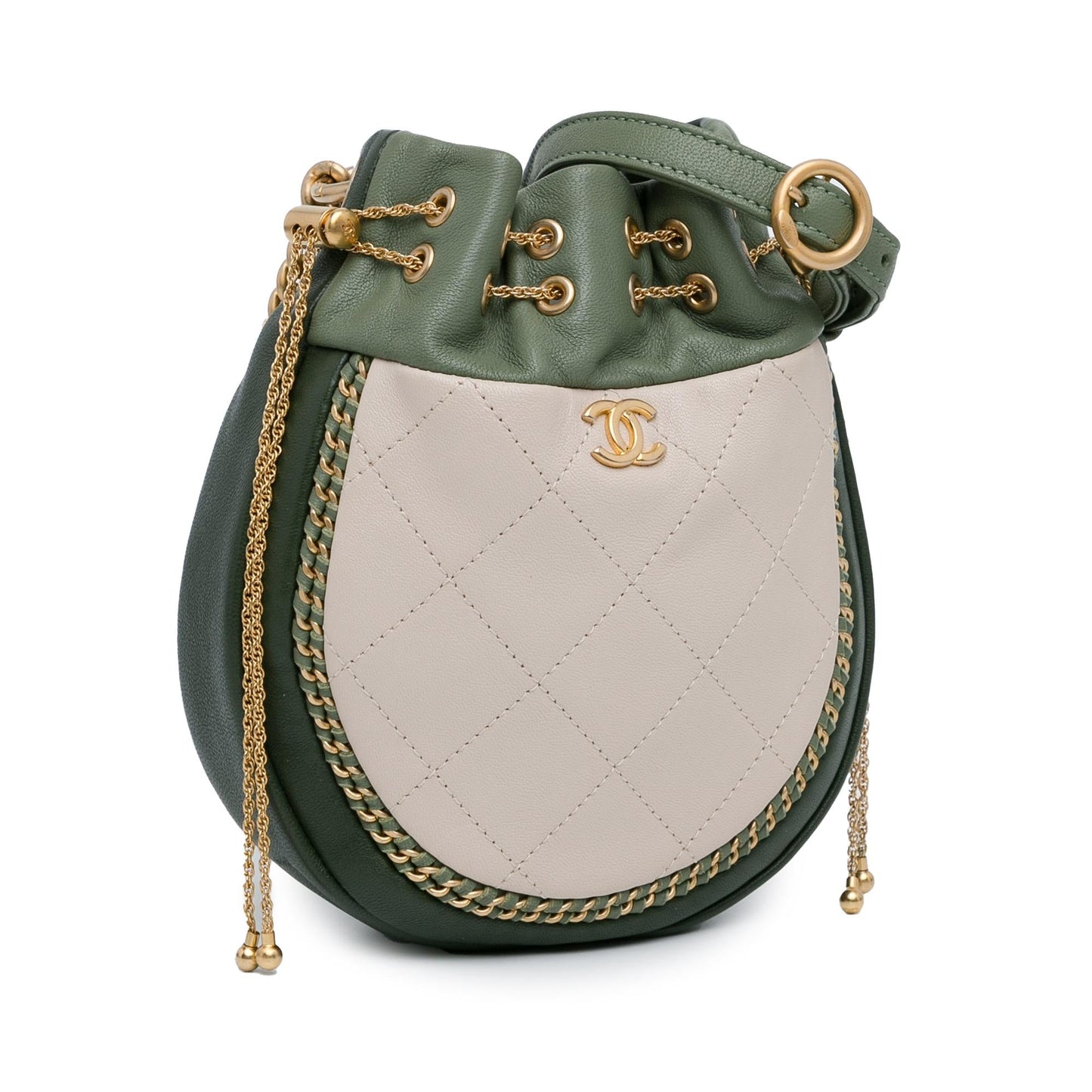 Chanel CC Quilted Drawstring Bucket SHG-Tm9OxZ Jewelry