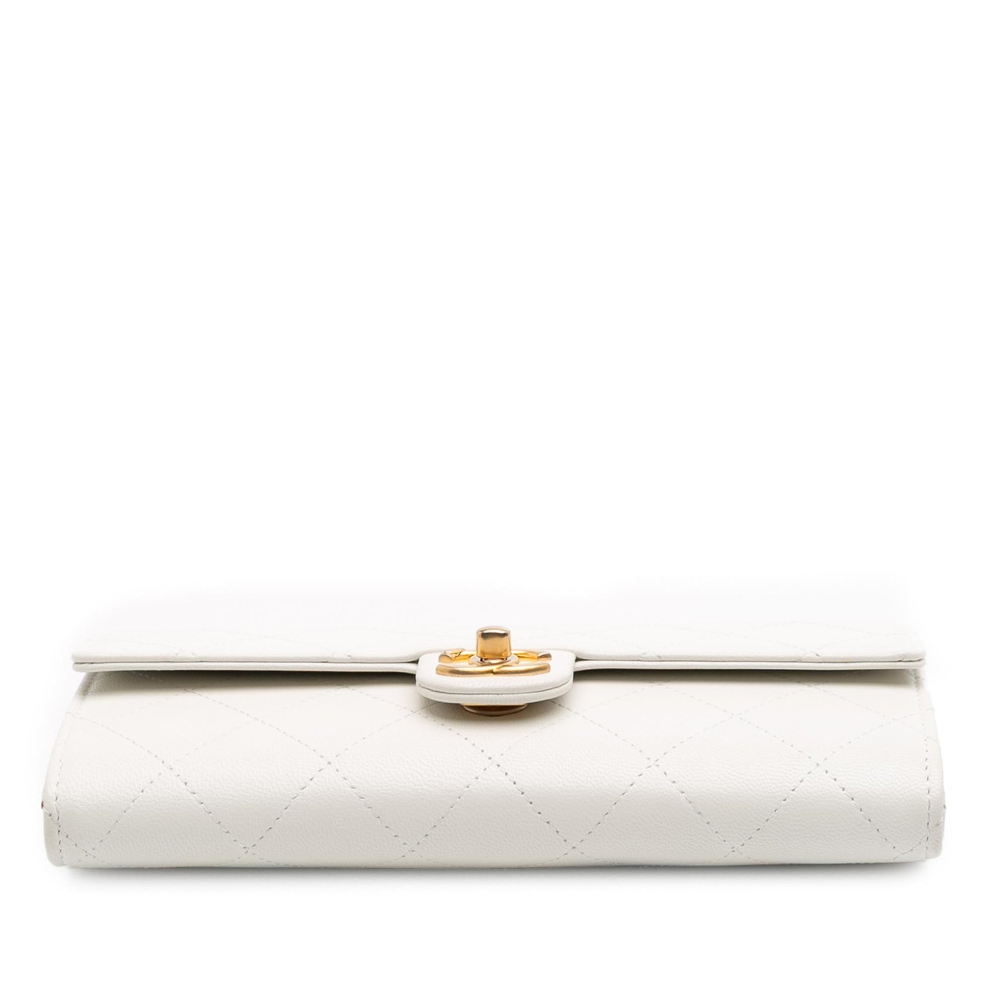Chanel CC Quilted Goatskin Chic Pearls on Wallet Case
