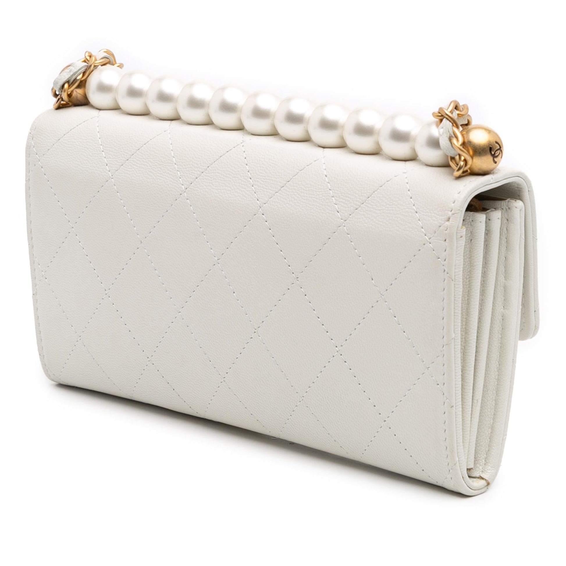Chanel CC Quilted Goatskin Chic Pearls on Wallet Case