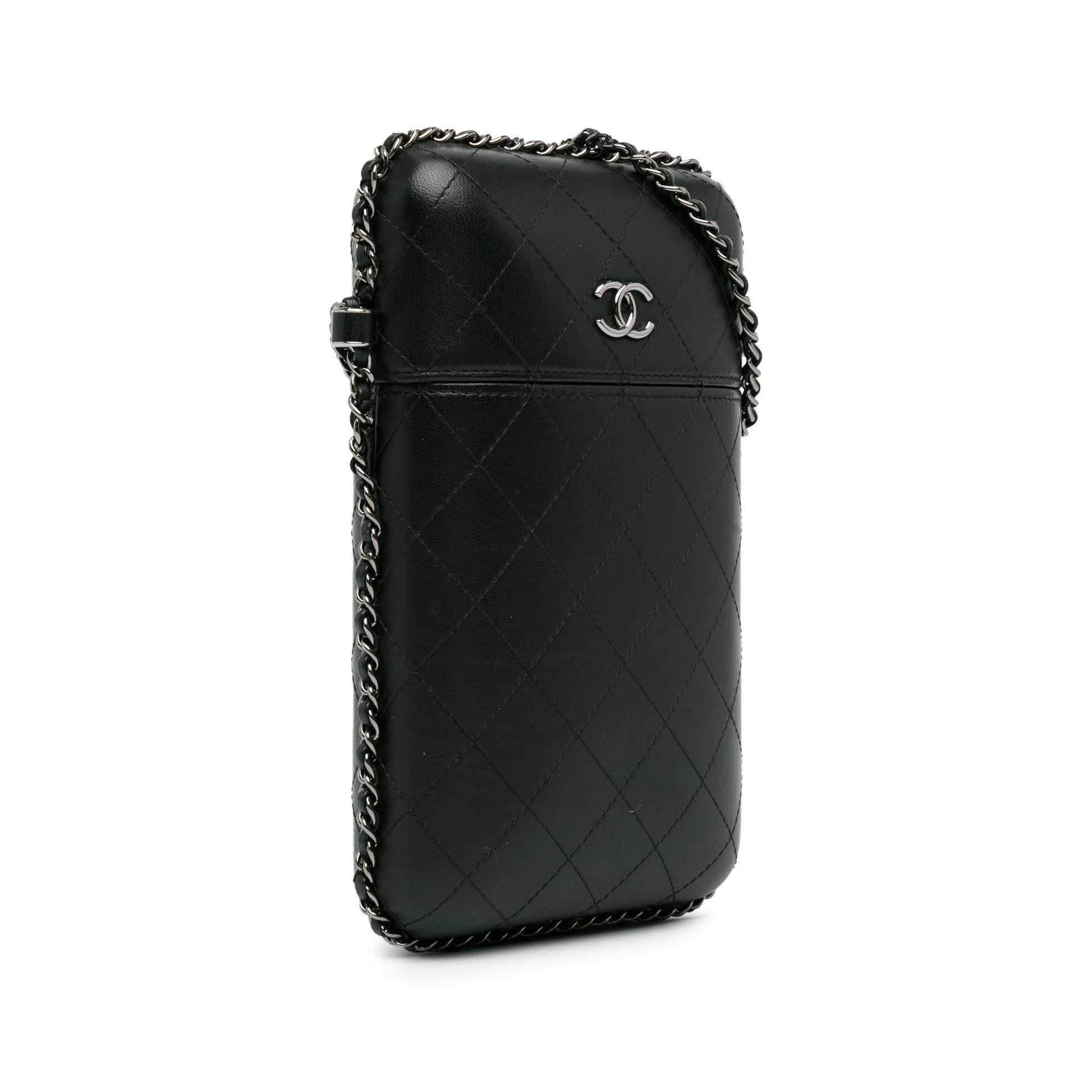 Chanel Cc Quilted Lambskin Chain Around Phone Holder (Shg-5Lop7V) Bag
